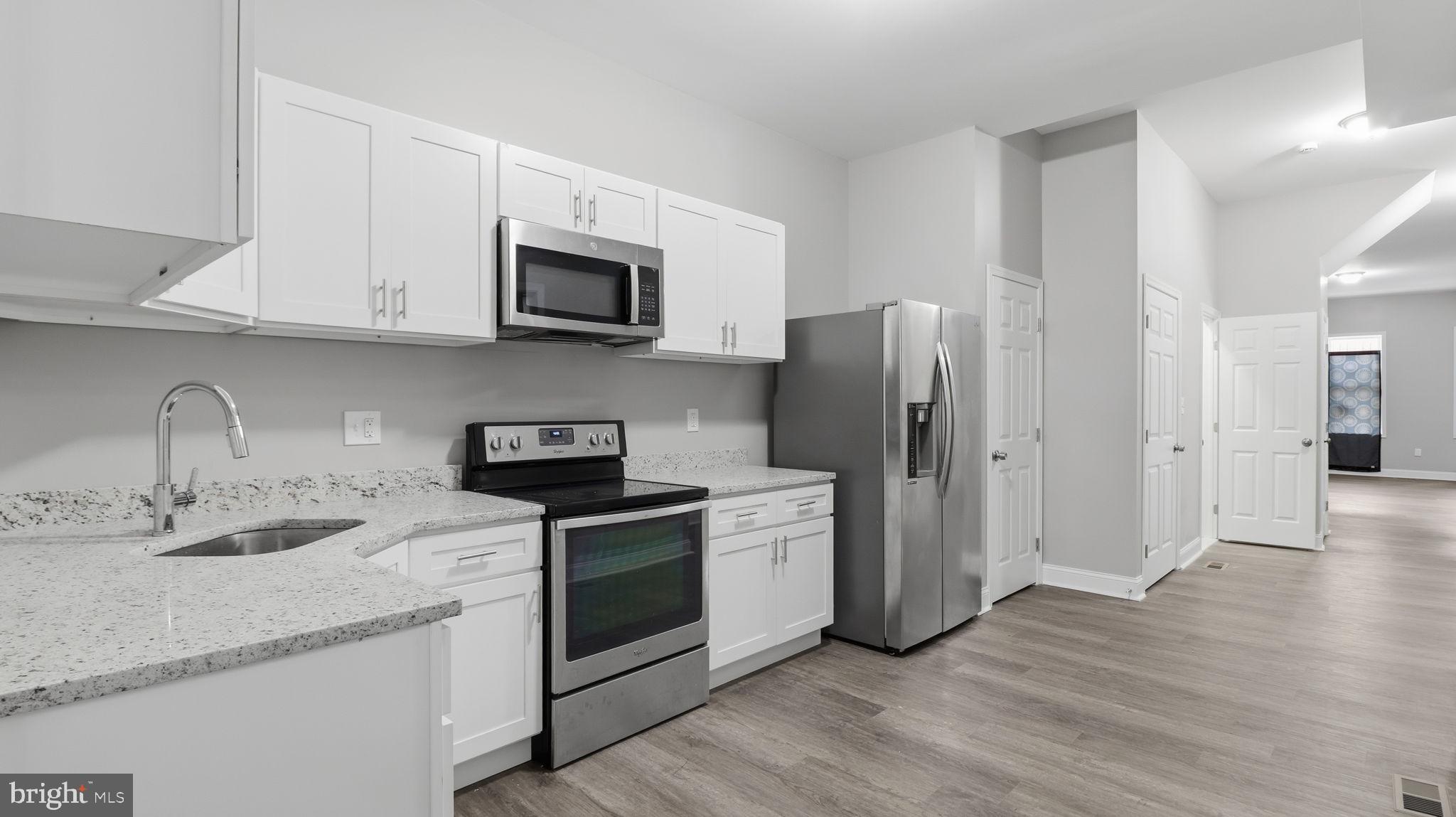 SANDTOWN-WINCHESTER - Residential Lease