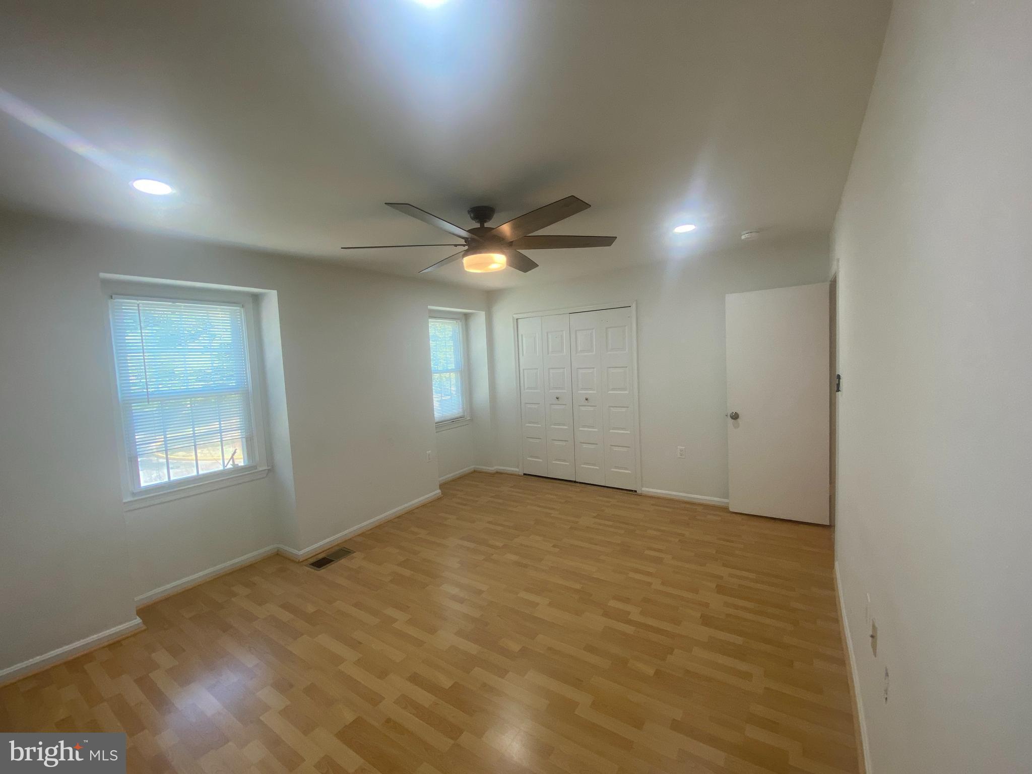 BURKE STATION SQUARE - Residential Lease