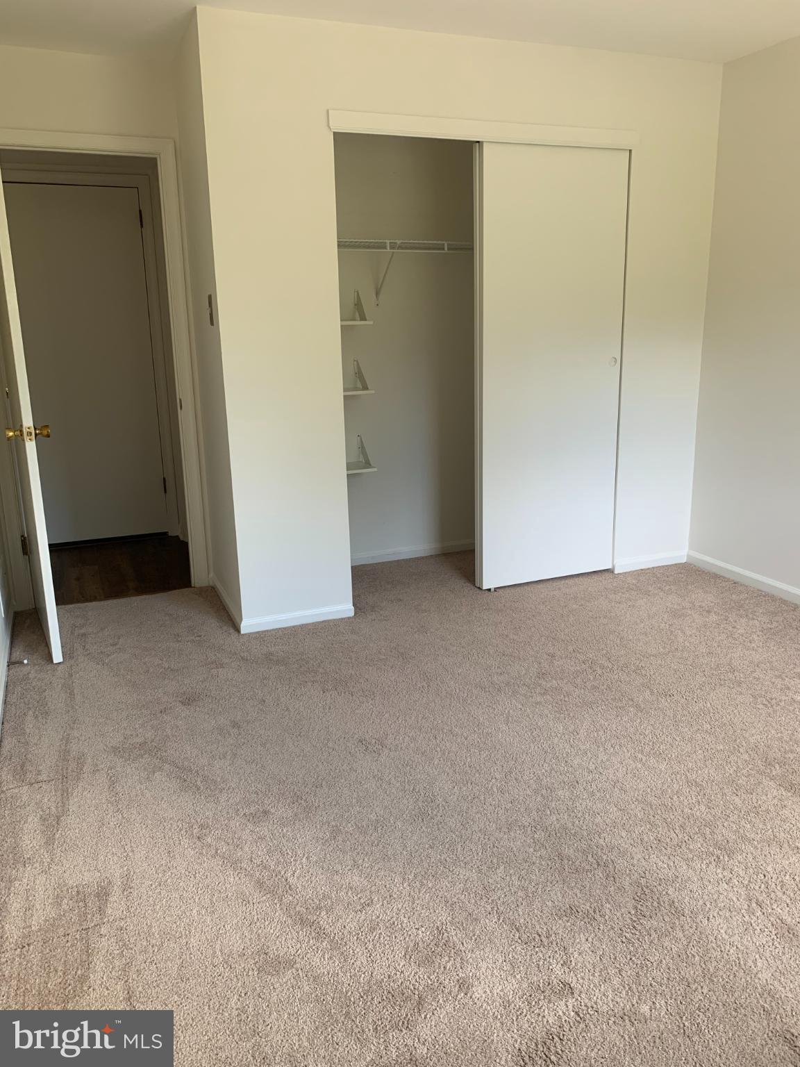 LINDENFIELD - Residential Lease