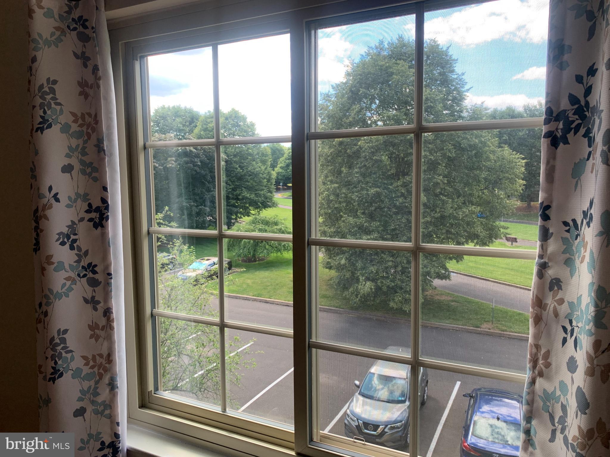 LINDENFIELD - Residential Lease