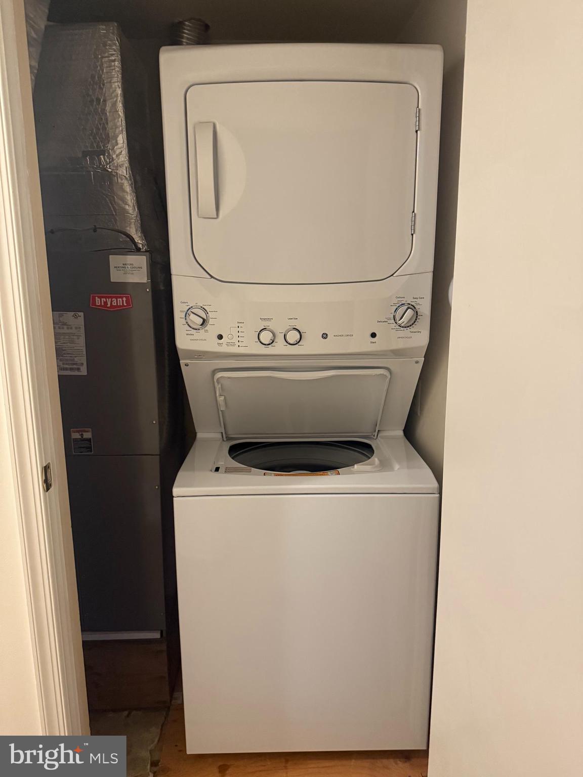 LINDENFIELD - Residential Lease