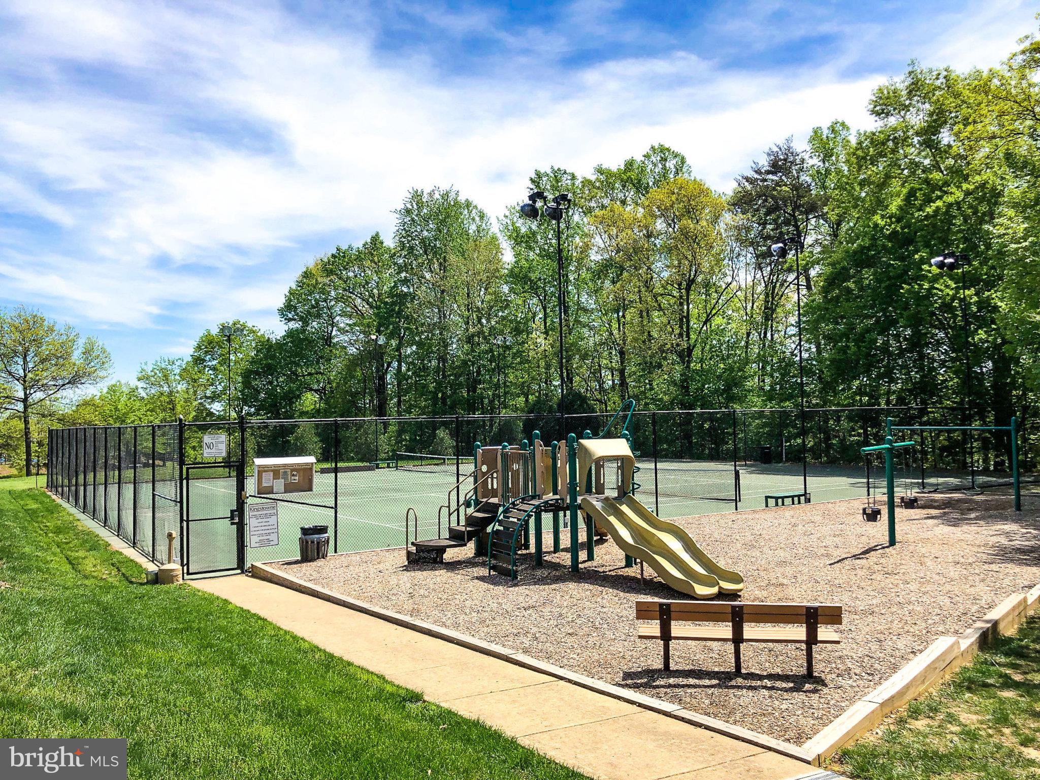 WALHAVEN AT KINGSTOWNE - Residential