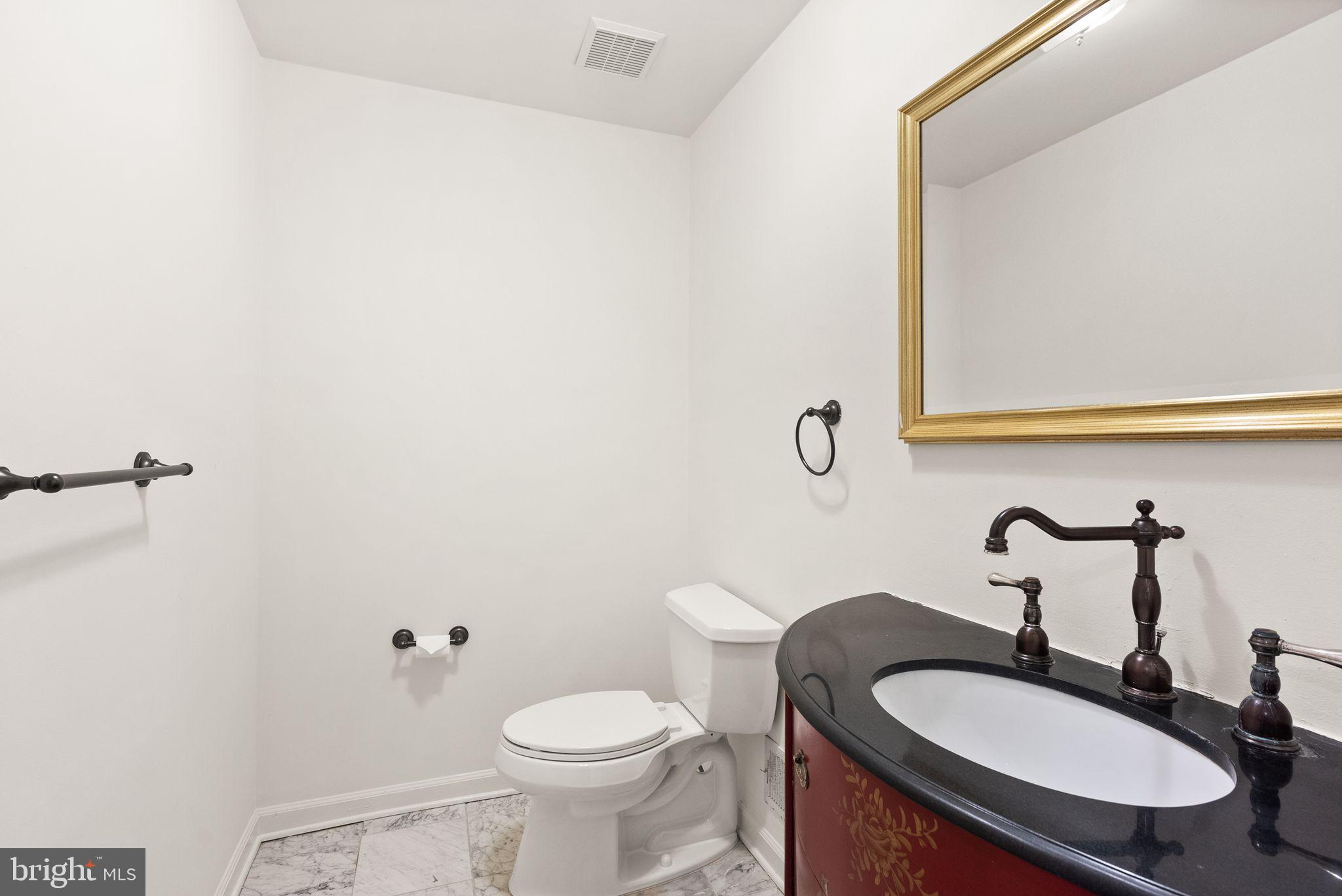 MCLEAN MEWS - Residential Lease