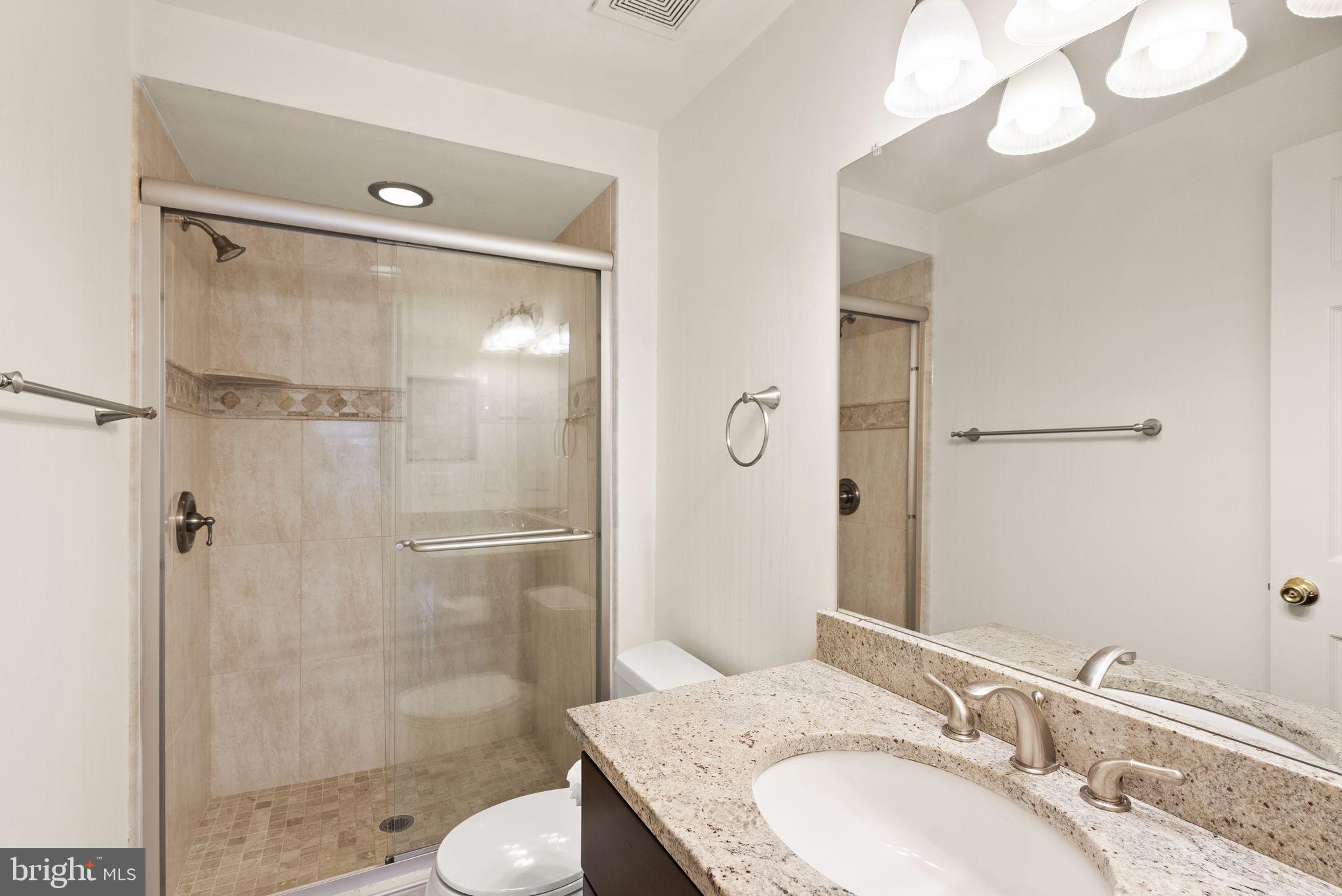 MCLEAN MEWS - Residential Lease