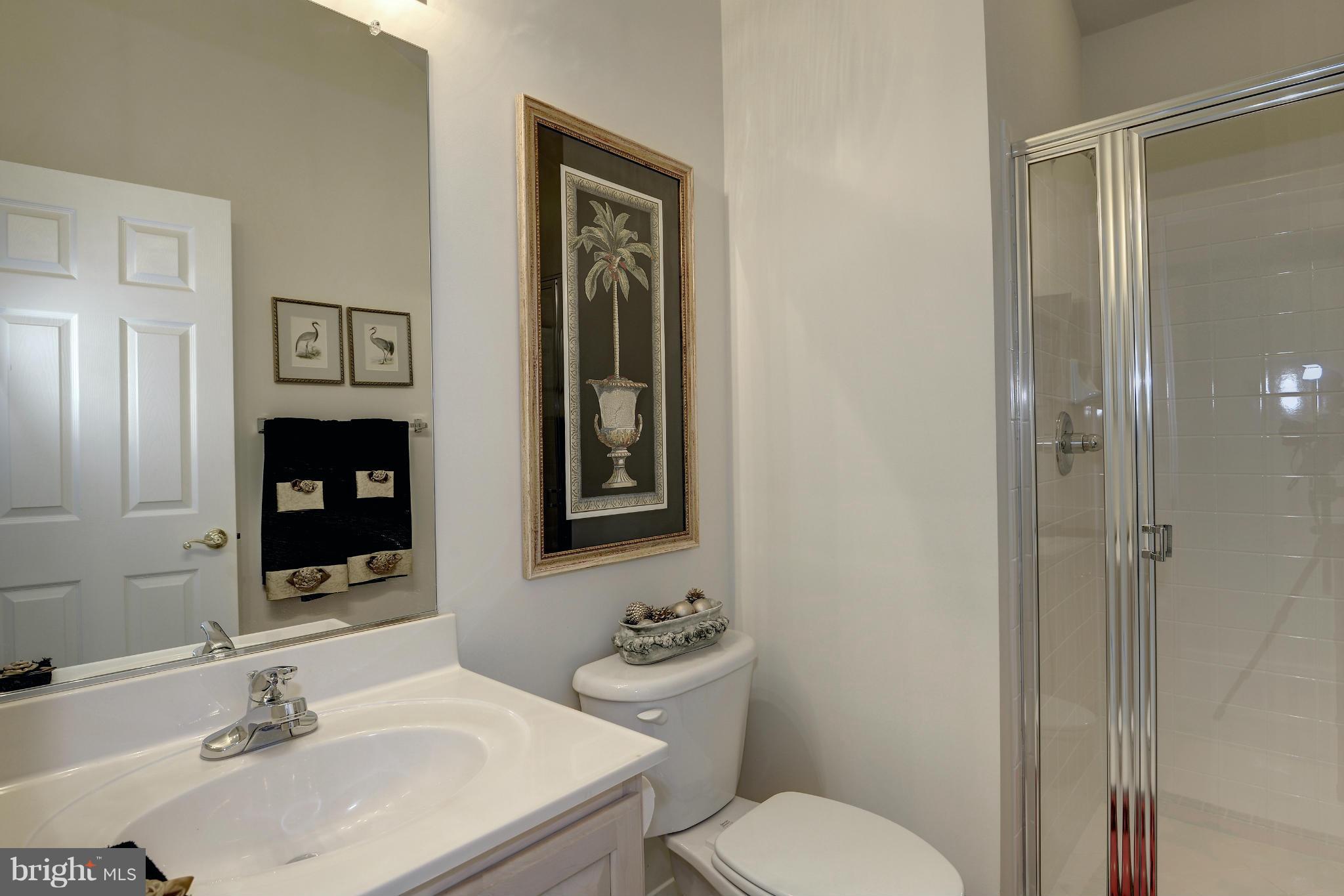 MCLEAN VILLAGE - Residential