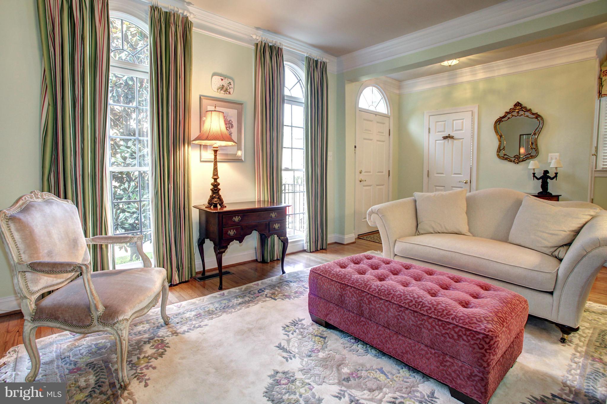 MCLEAN VILLAGE - Residential