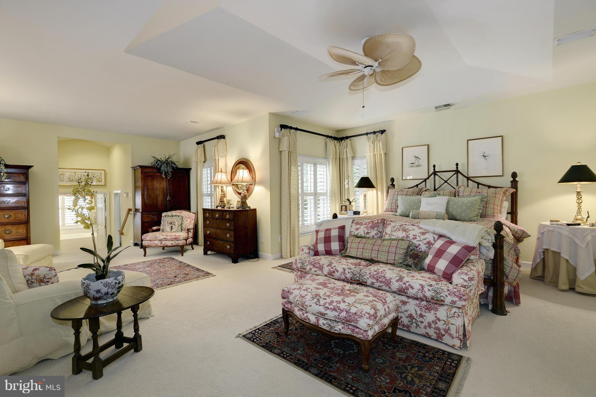 MCLEAN VILLAGE - Residential