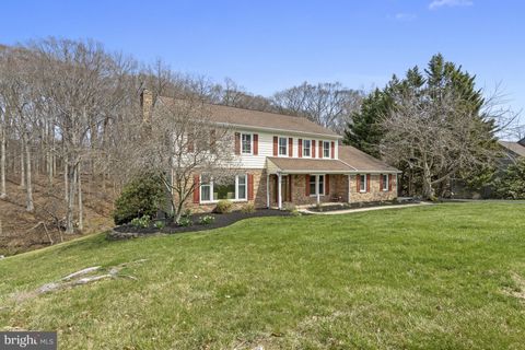 Photo of 105 Carriage Drive, HOCKESSIN, DE 19707 (MLS # DENC2099924)