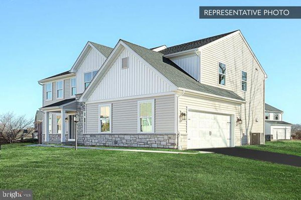 Photo of Copper Beech Plan At Hickory Pointe, WAYNESBORO, PA 17268 (MLS # PAFL2032420)