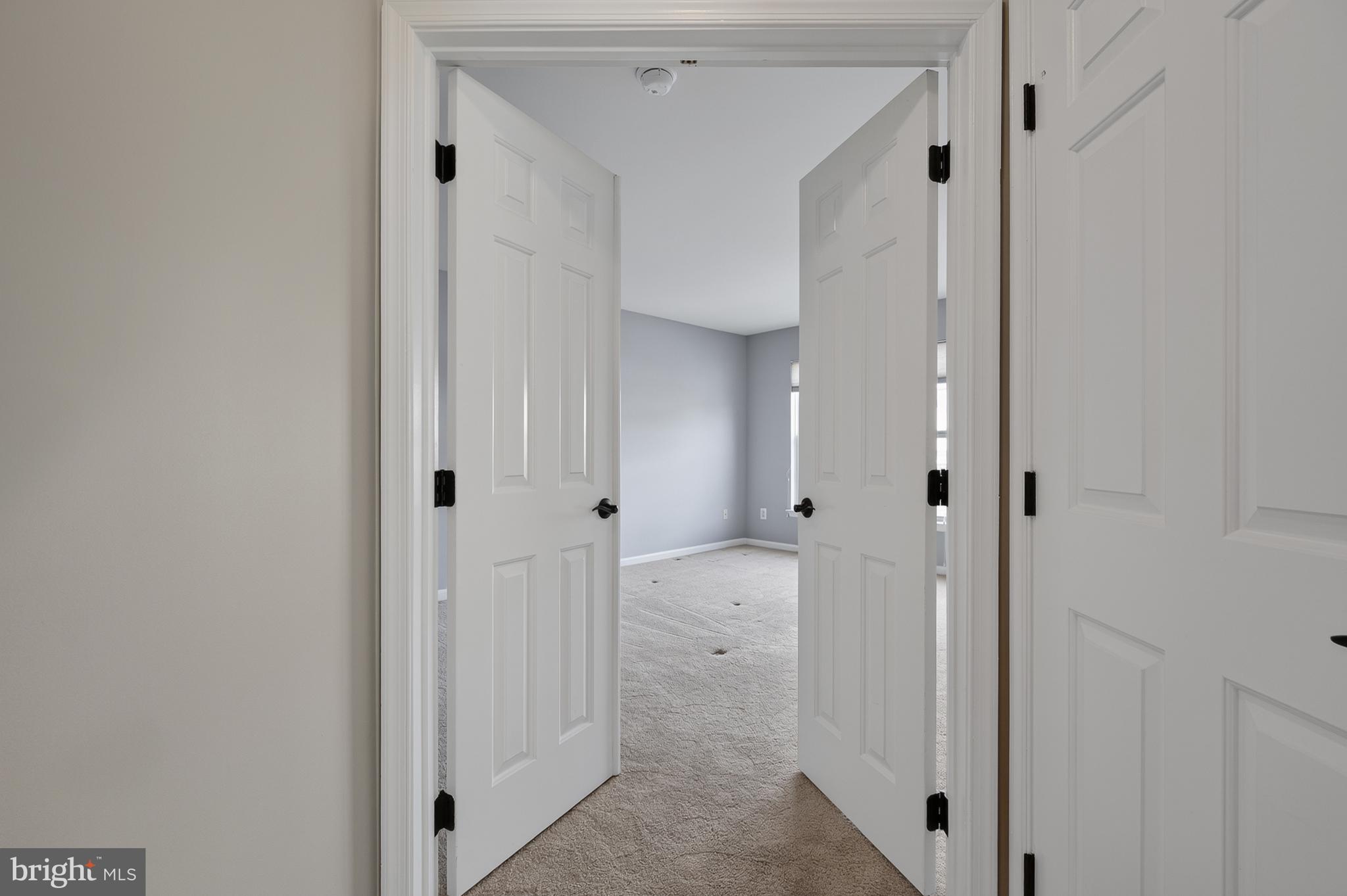 SOUTH RIDING - Residential