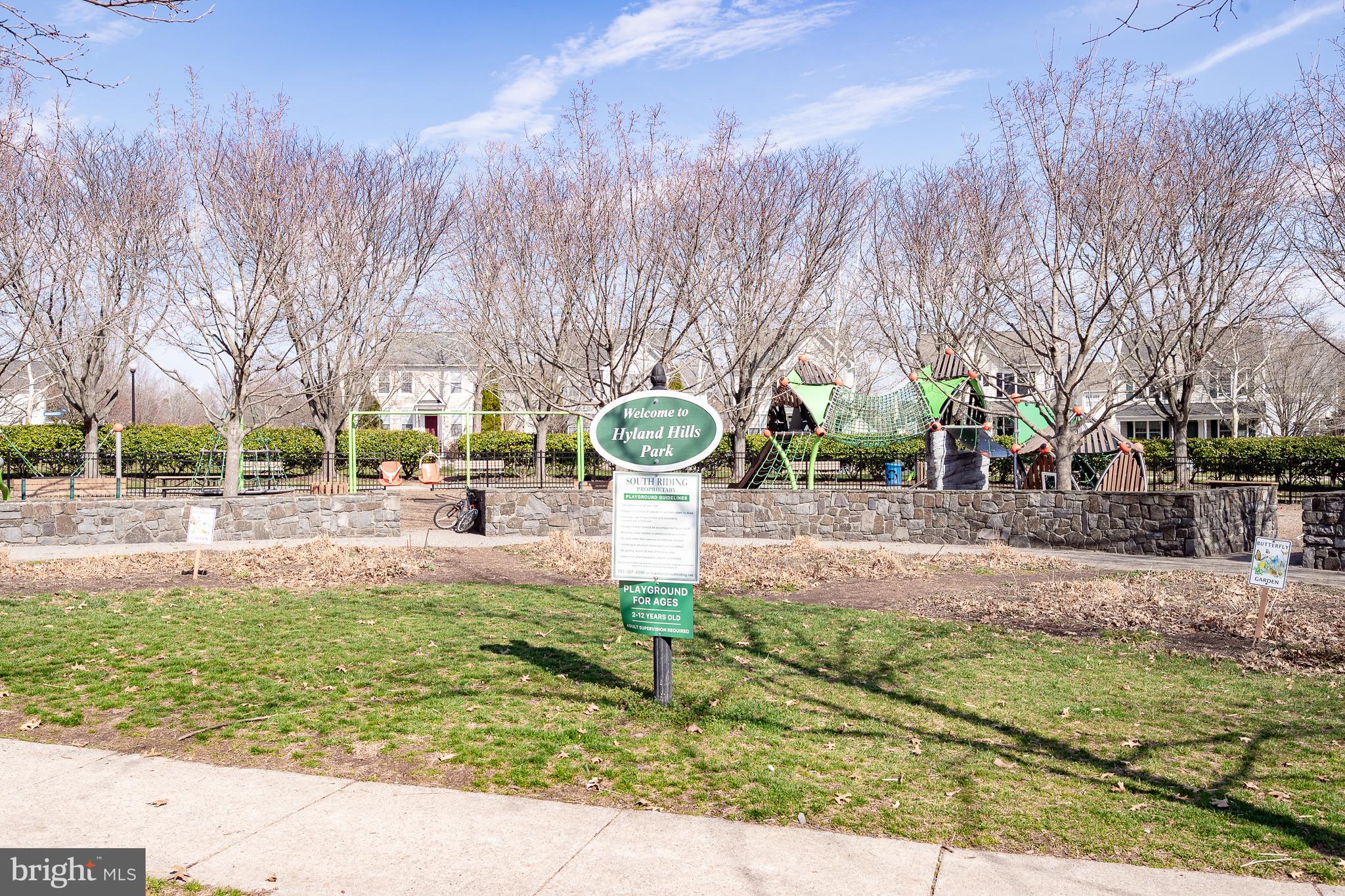 SOUTH RIDING - Residential