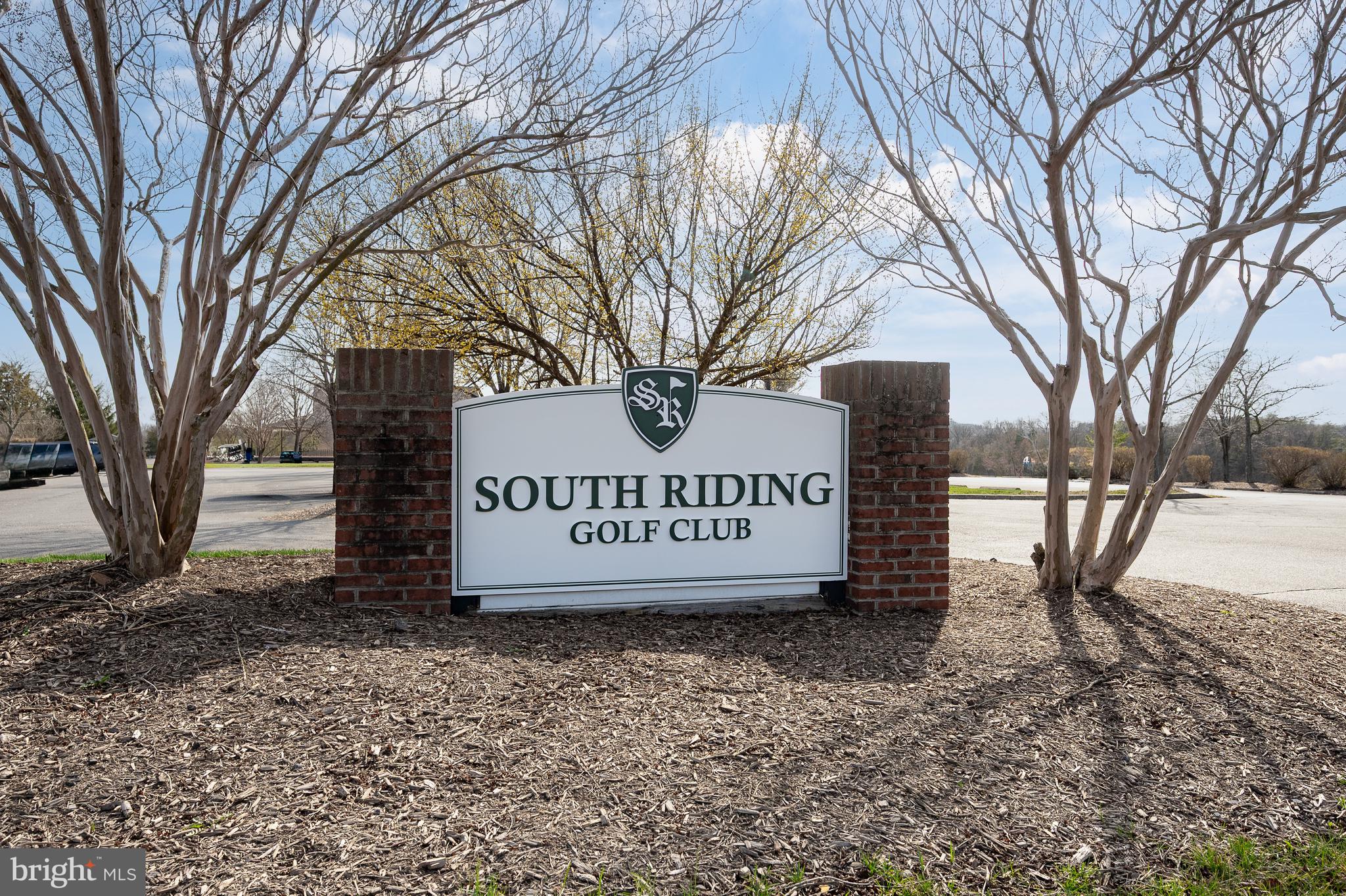 SOUTH RIDING - Residential