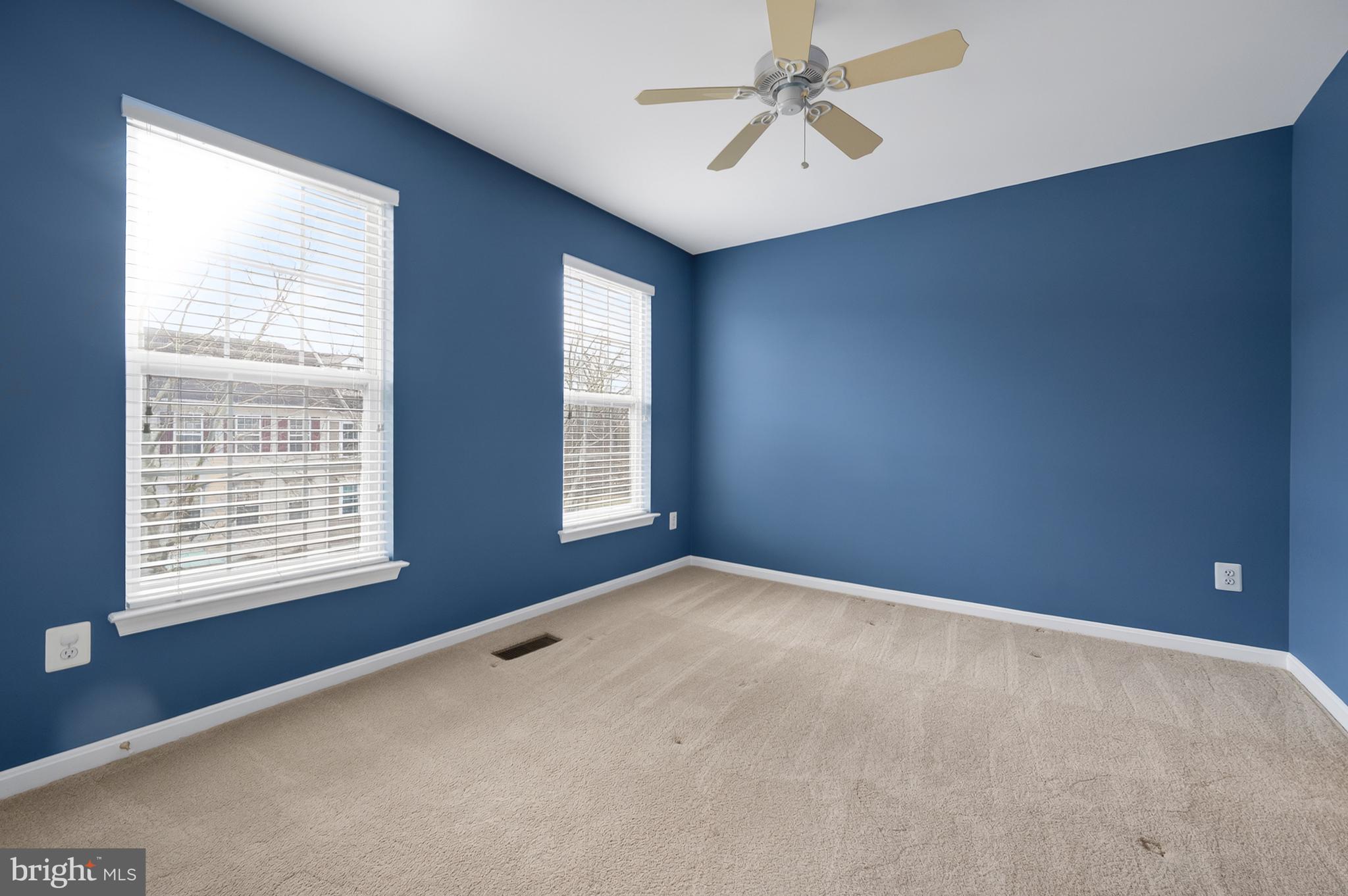 SOUTH RIDING - Residential