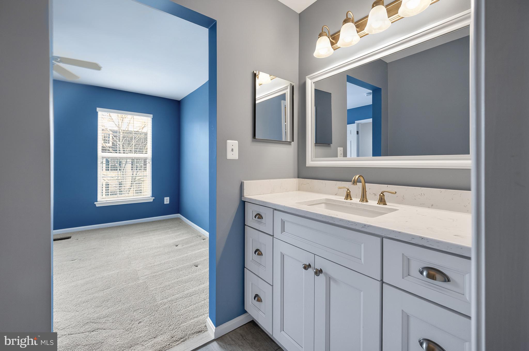 SOUTH RIDING - Residential