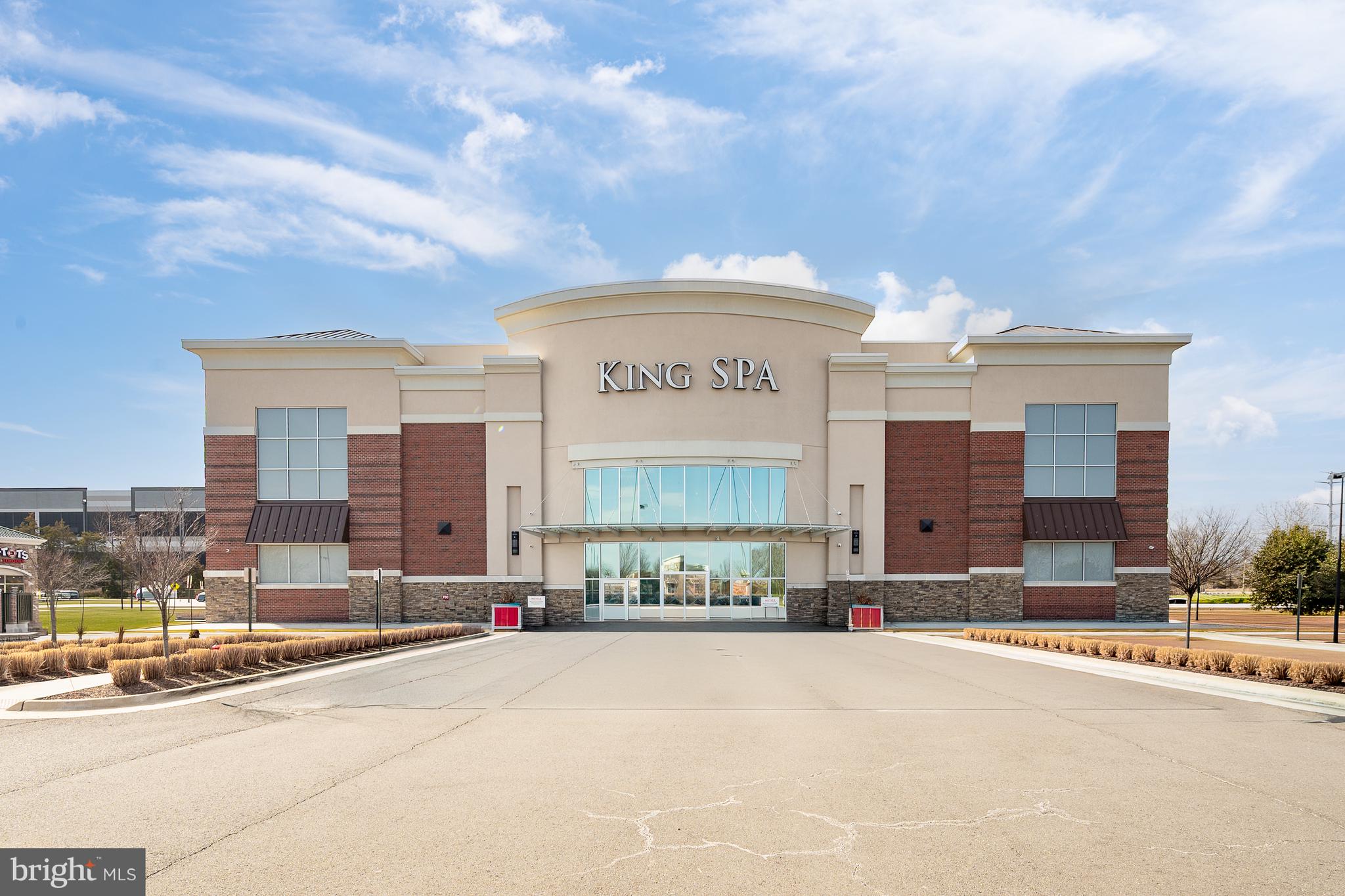 SOUTH RIDING - Residential