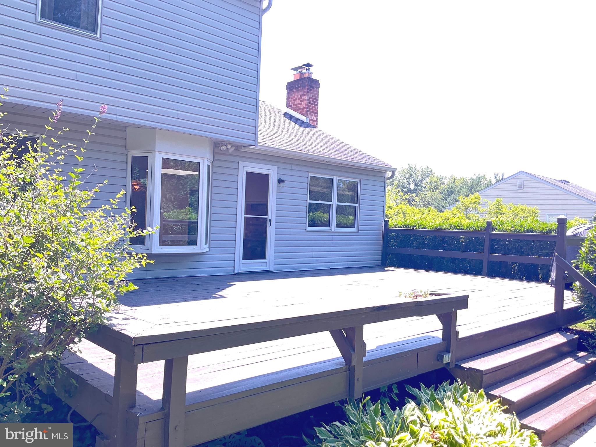 808 JOECK DRIVE