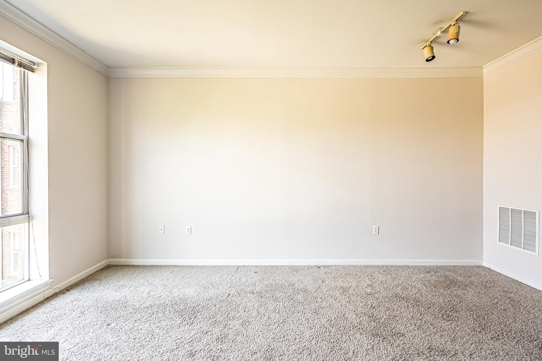 PIERSIDE AT HARBORVIEW - Residential Lease