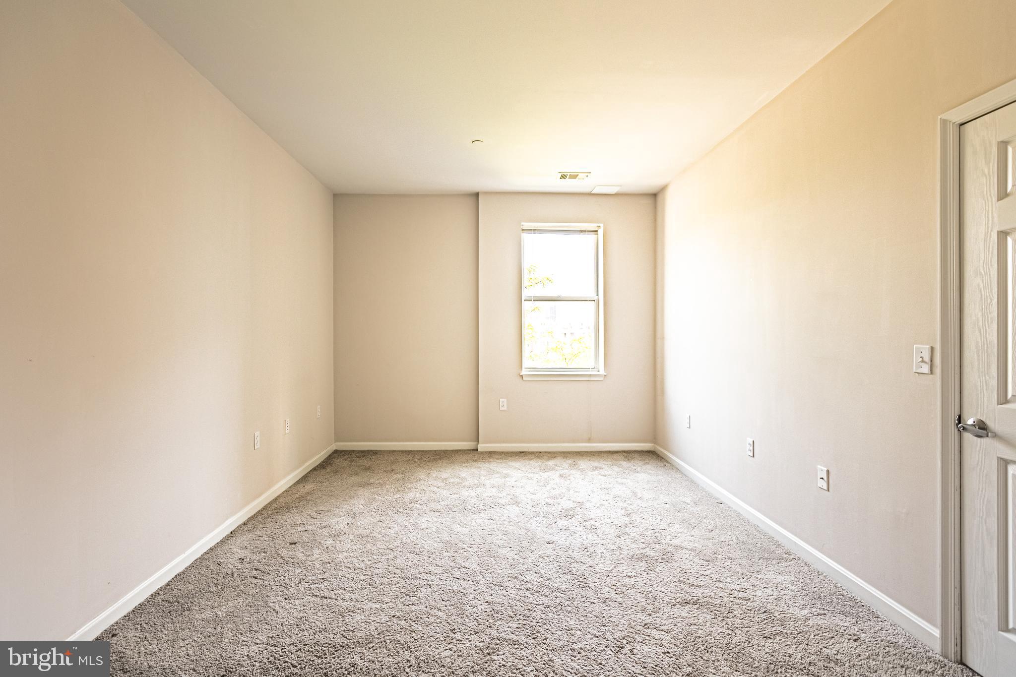 PIERSIDE AT HARBORVIEW - Residential Lease