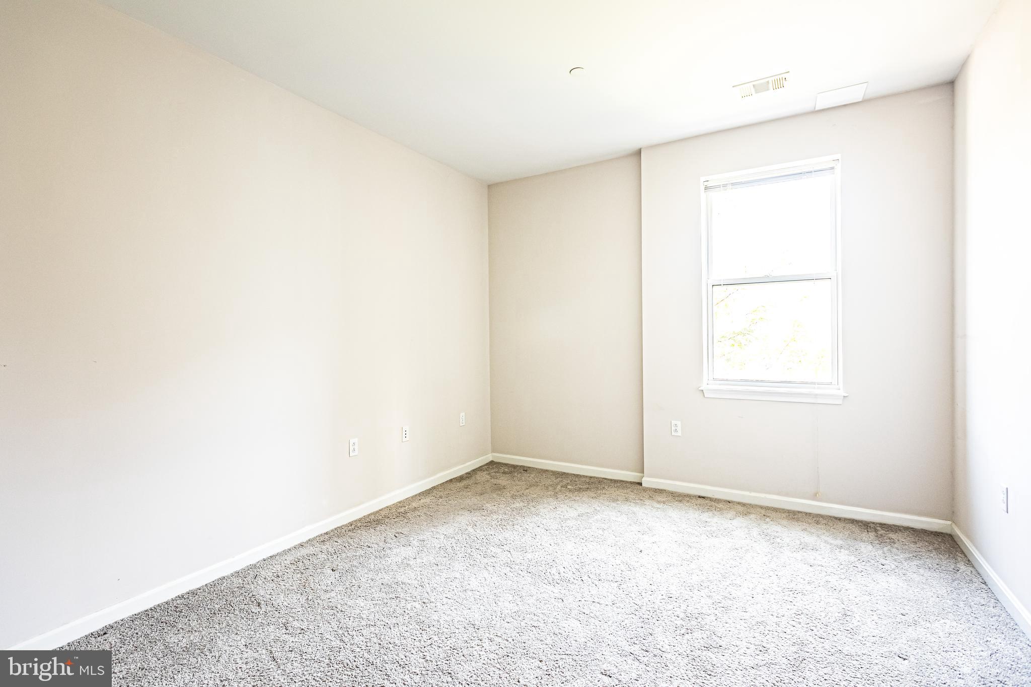 PIERSIDE AT HARBORVIEW - Residential Lease