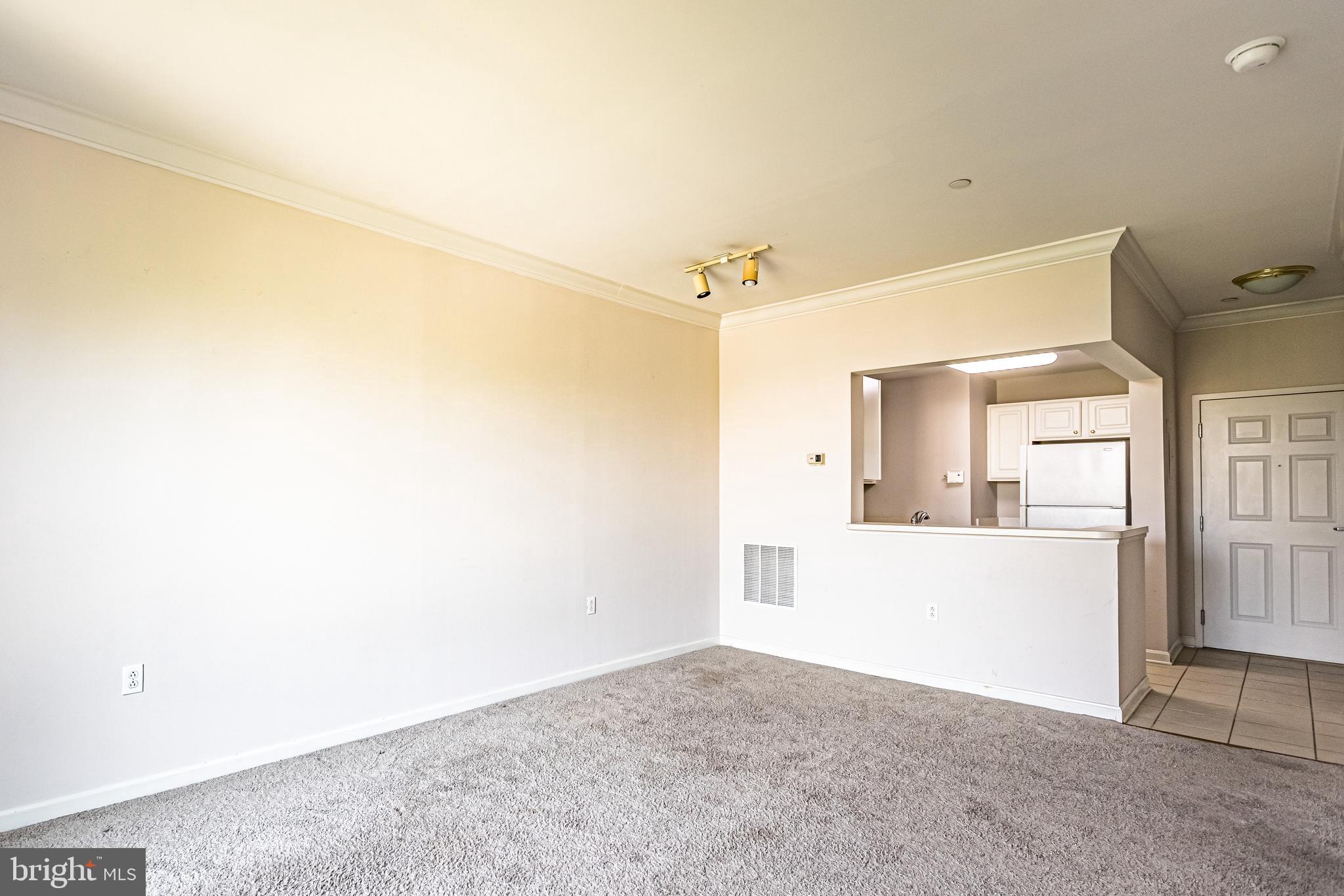 PIERSIDE AT HARBORVIEW - Residential Lease