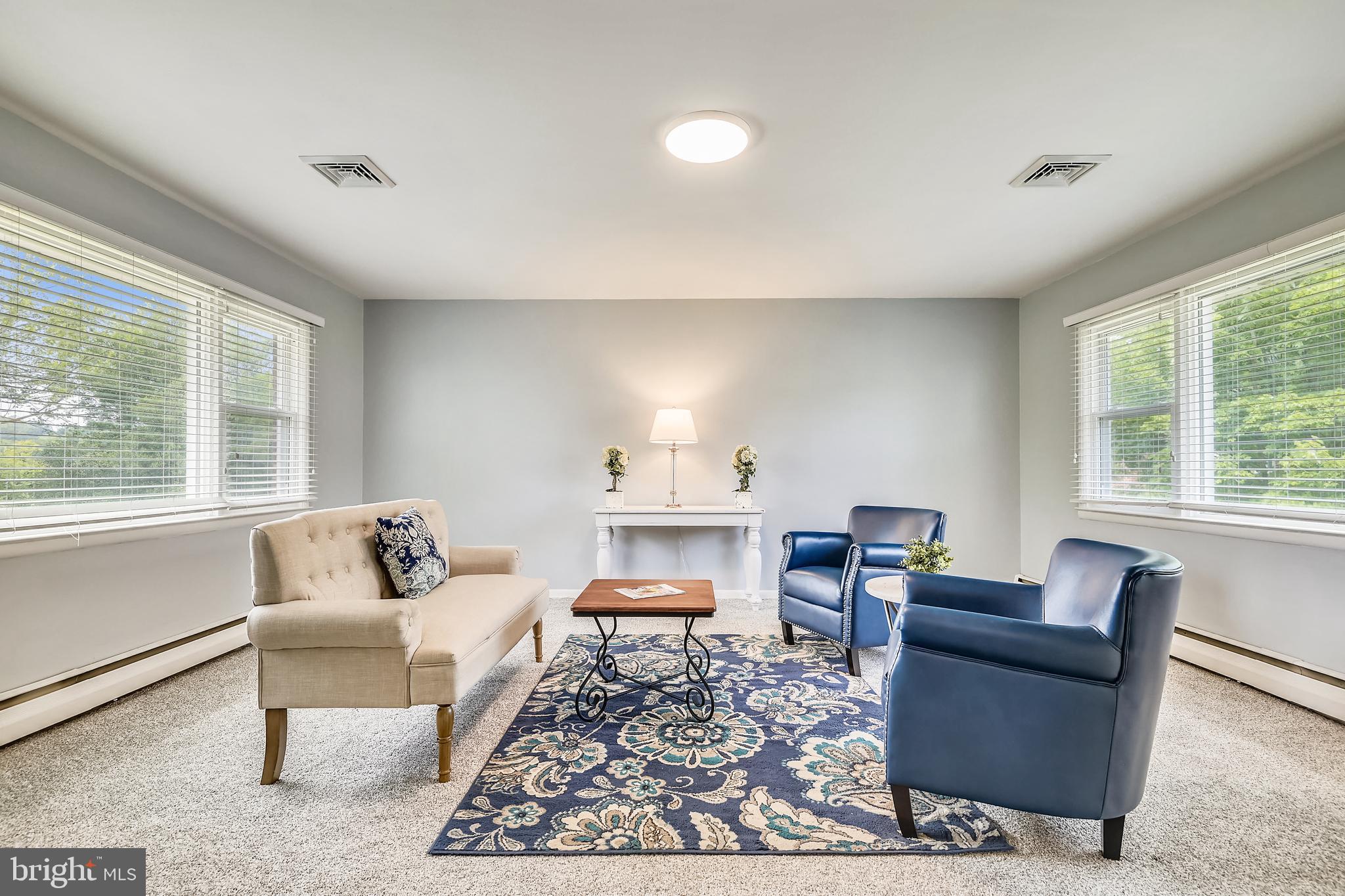 CAMPUS HILLS - Residential