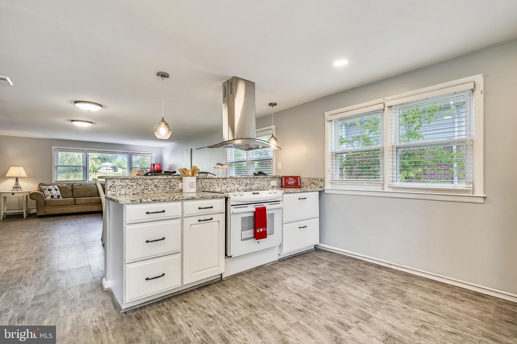 CAMPUS HILLS - Residential