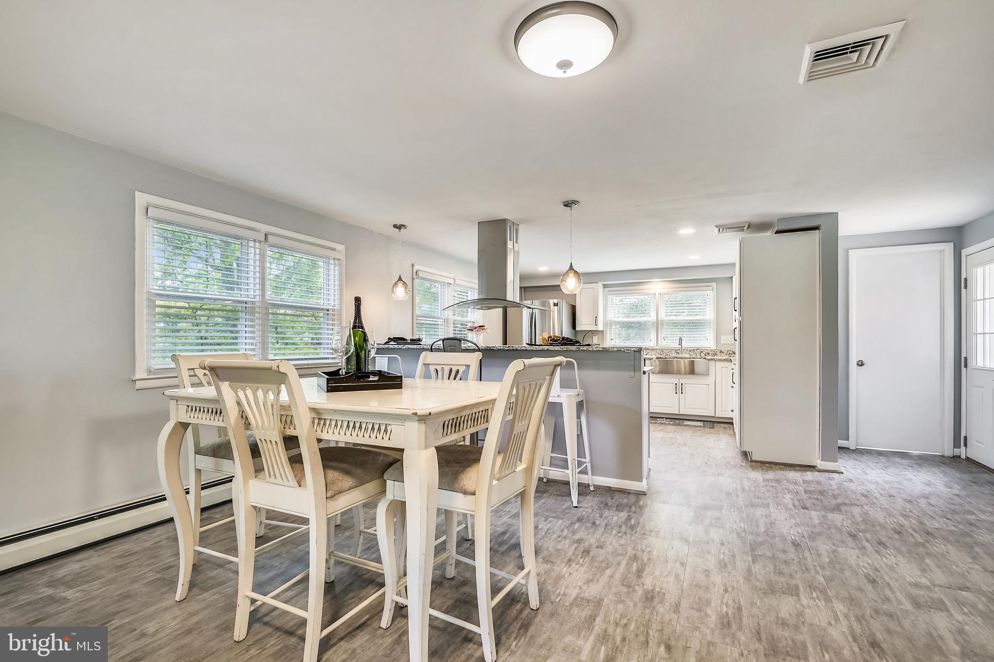 CAMPUS HILLS - Residential