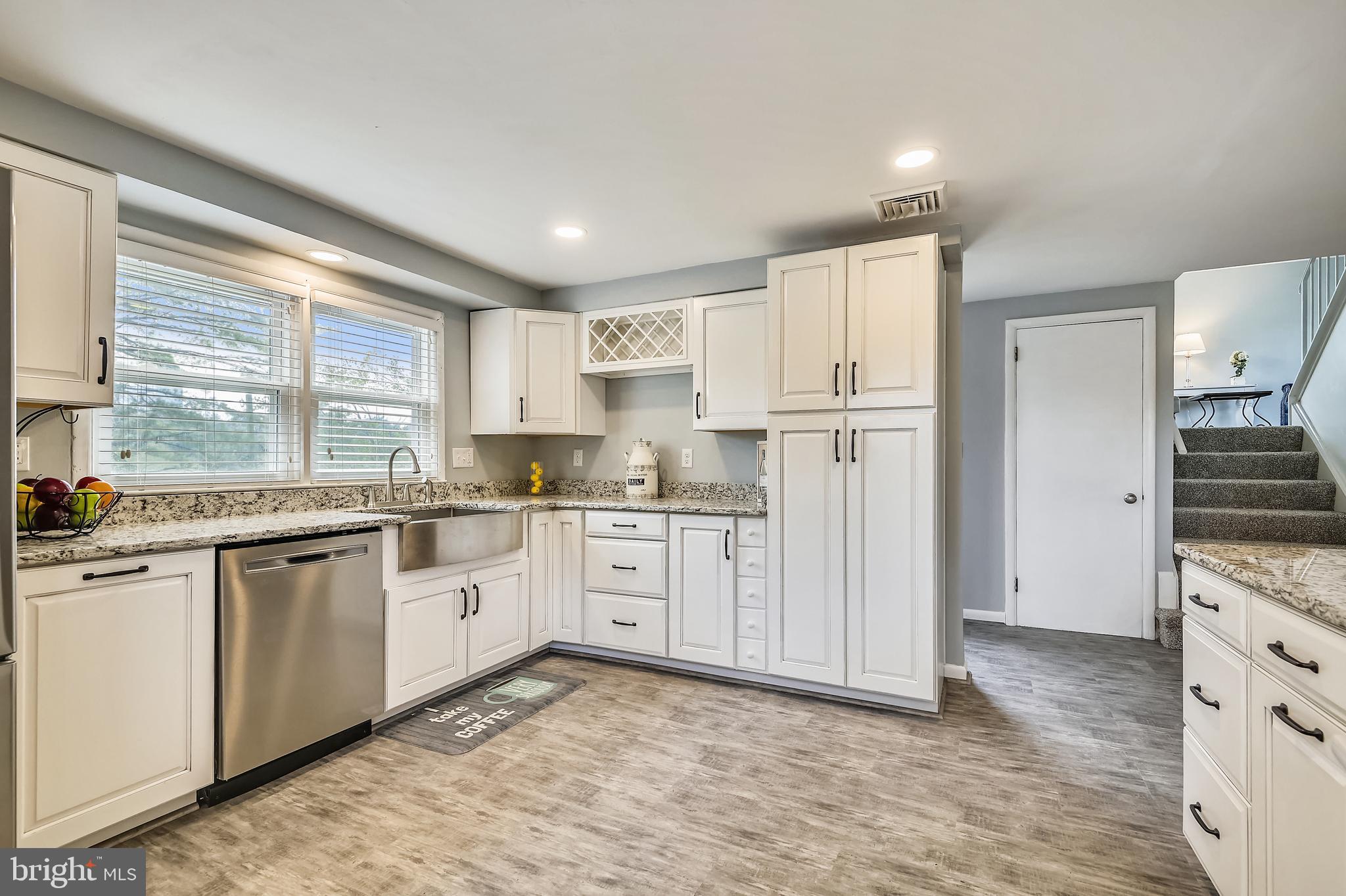 CAMPUS HILLS - Residential