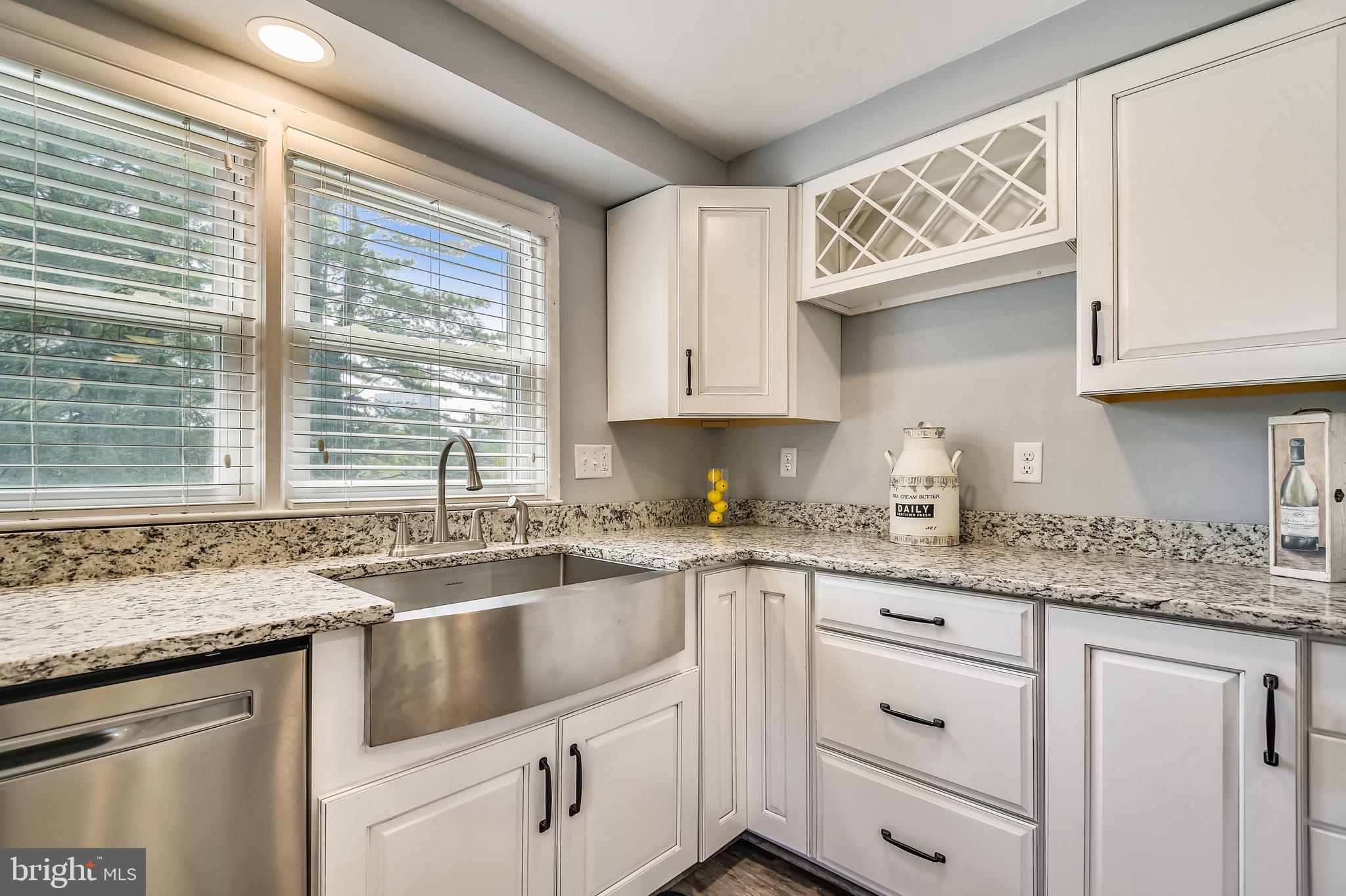 CAMPUS HILLS - Residential