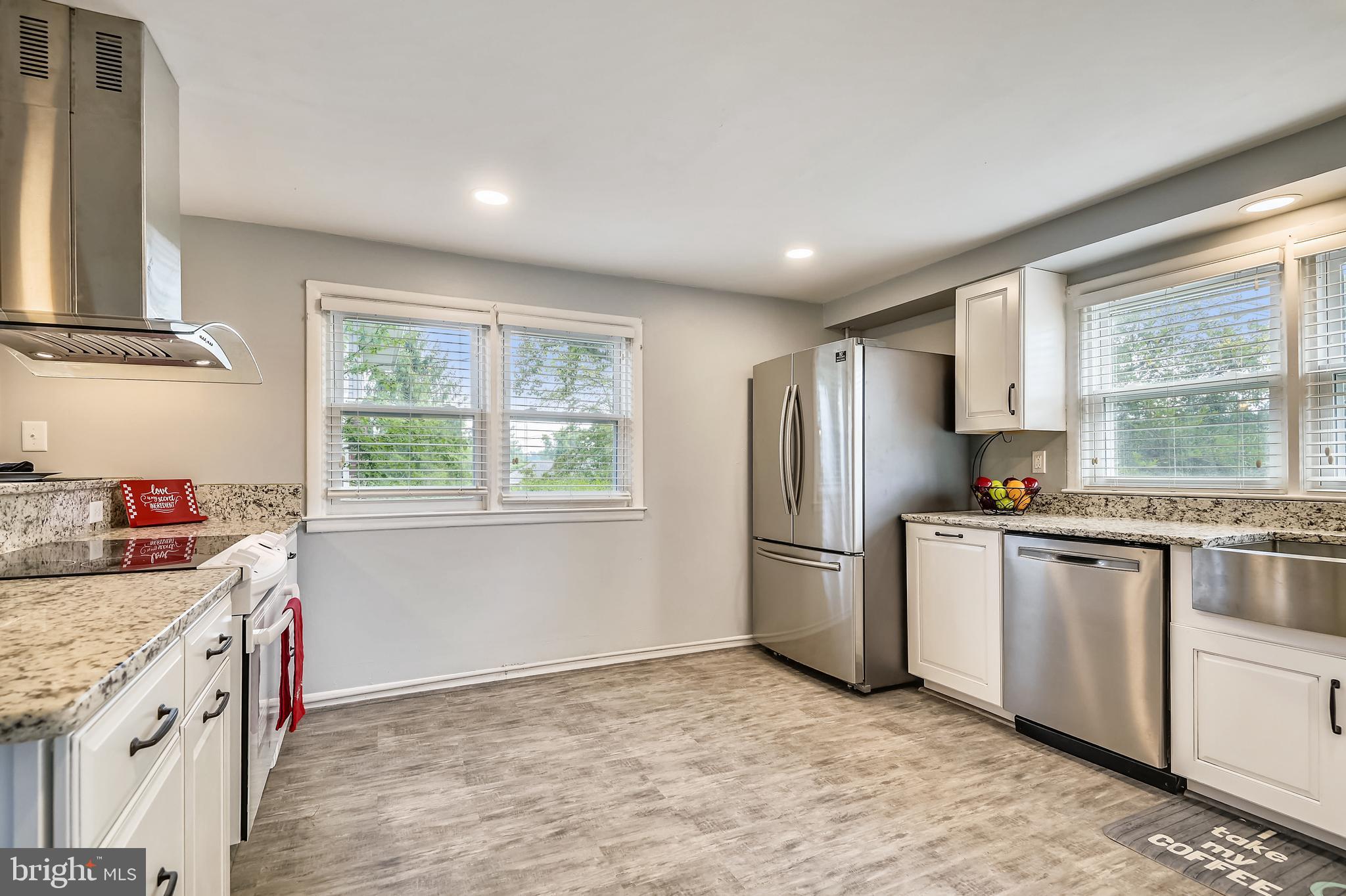 CAMPUS HILLS - Residential