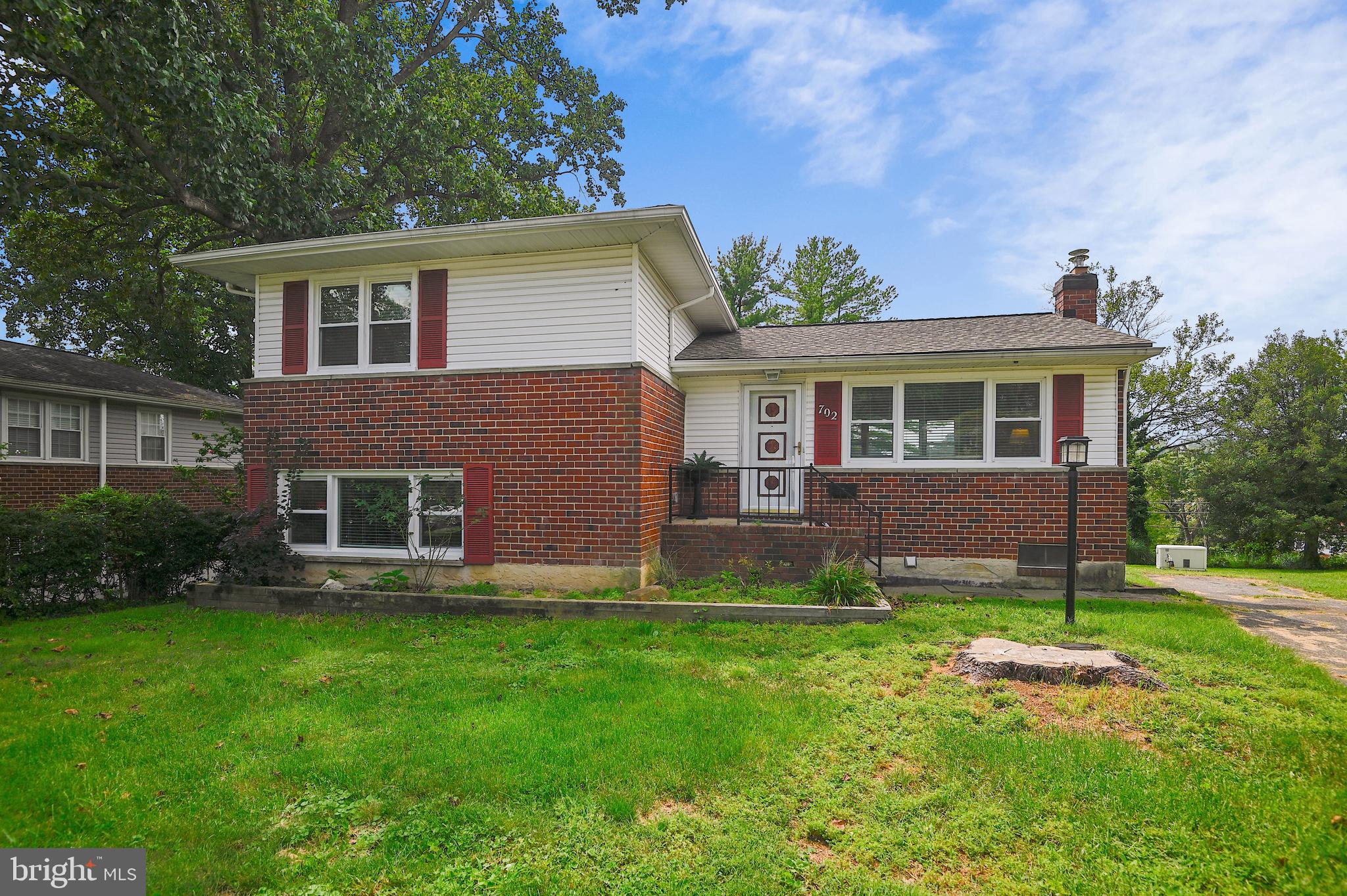 CAMPUS HILLS - Residential