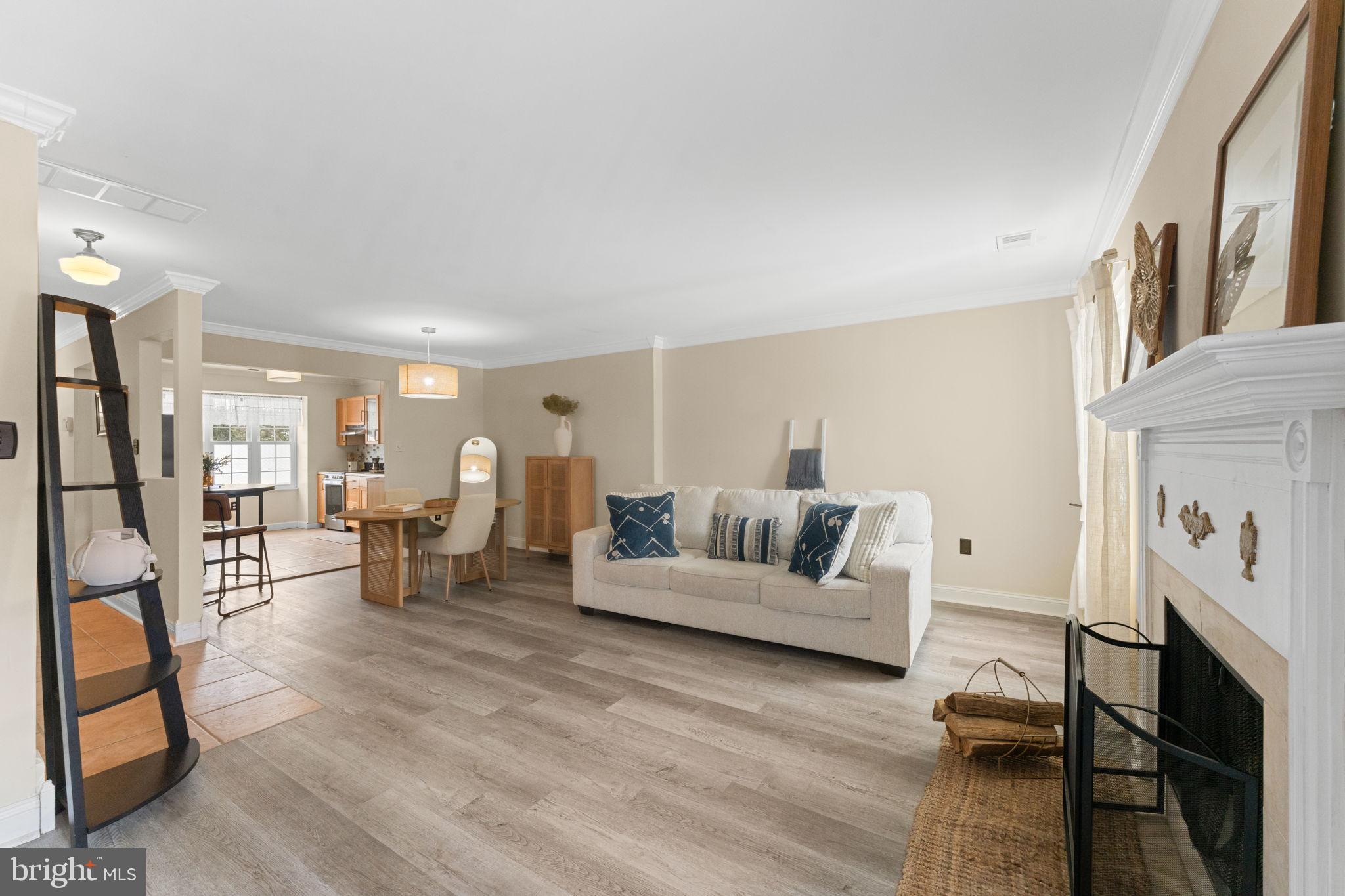 HERITAGE GATE - Residential