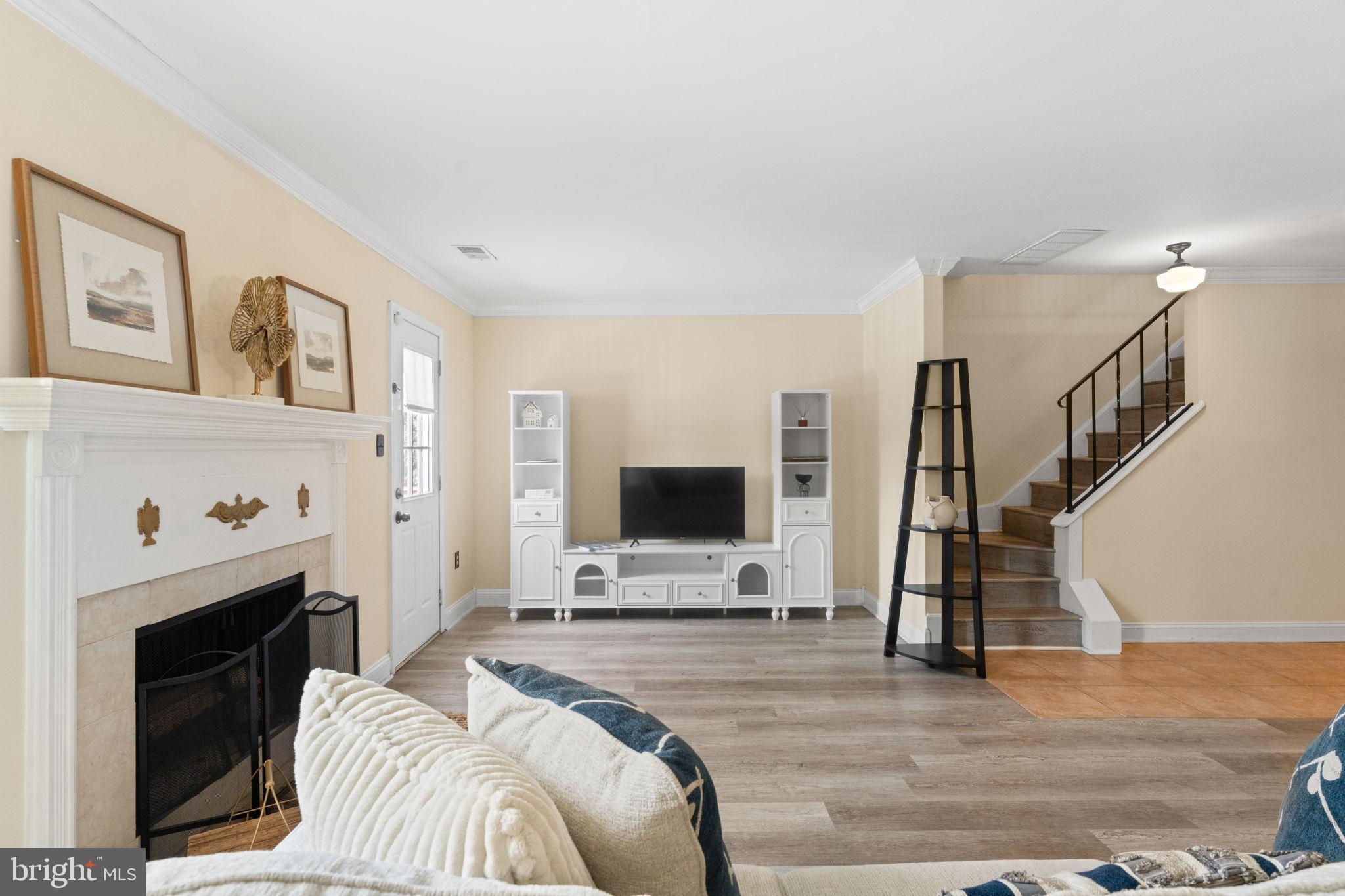 HERITAGE GATE - Residential