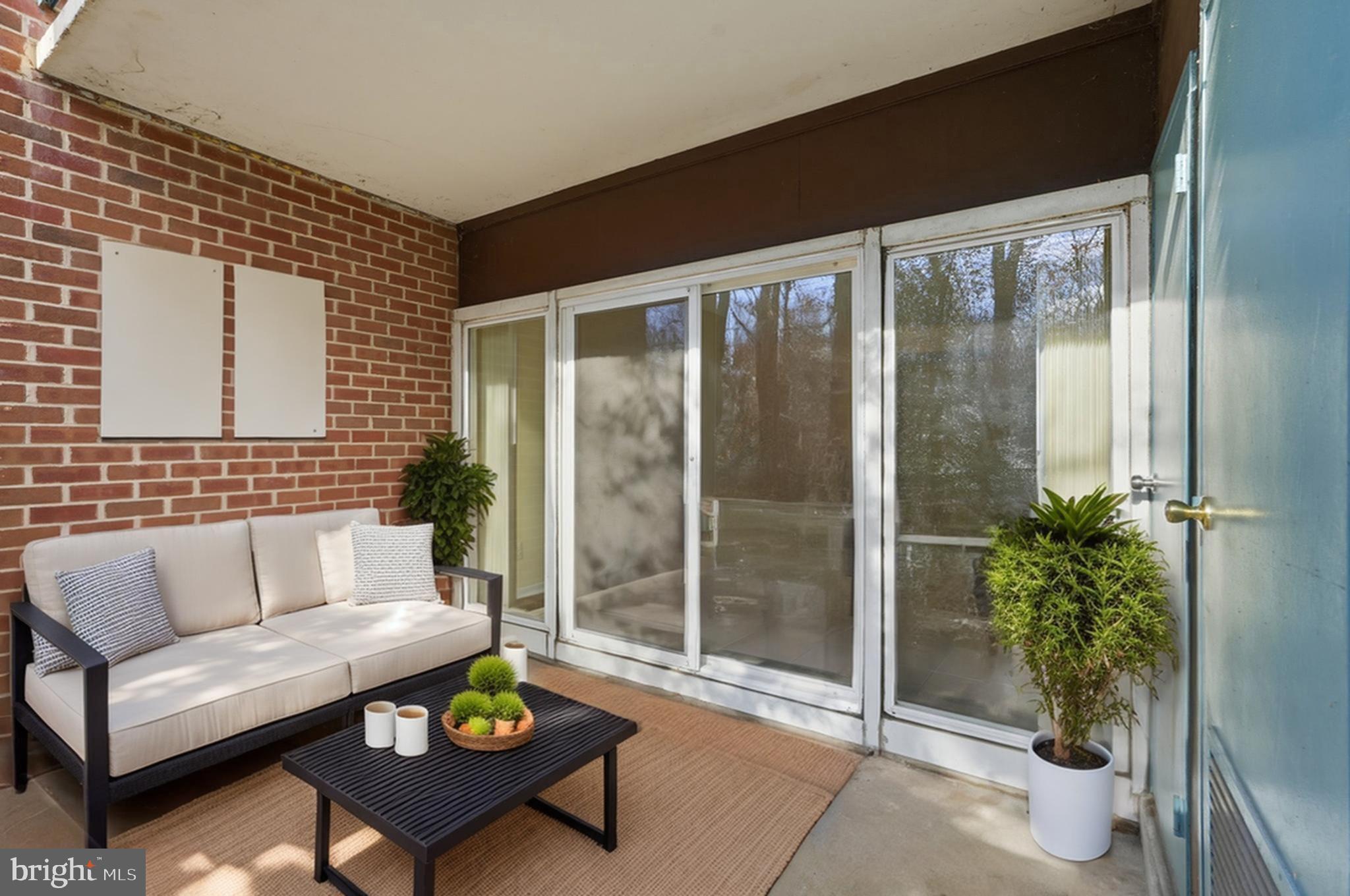 HUNTERS WOODS VILLAGE - Residential