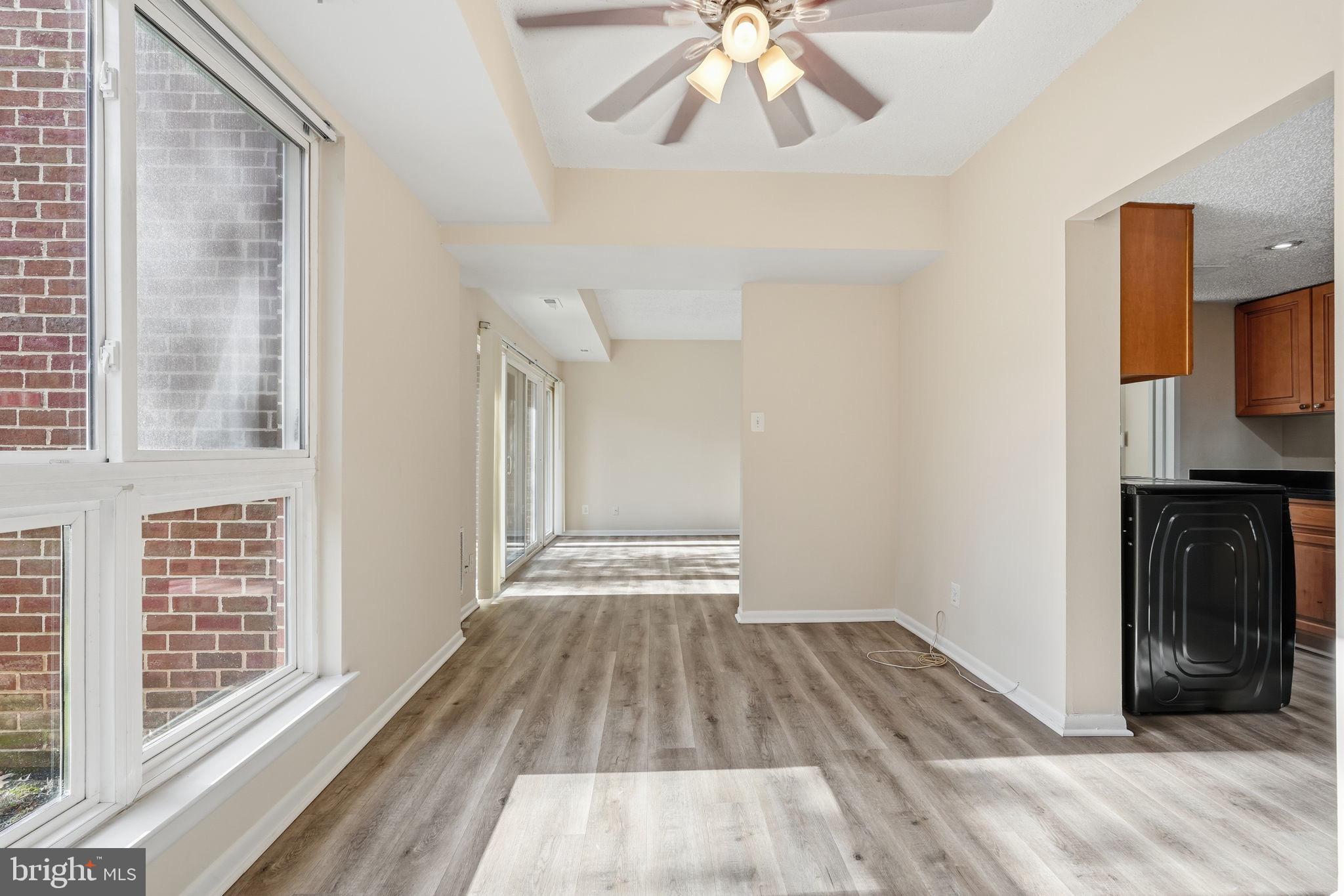 HUNTERS WOODS VILLAGE - Residential