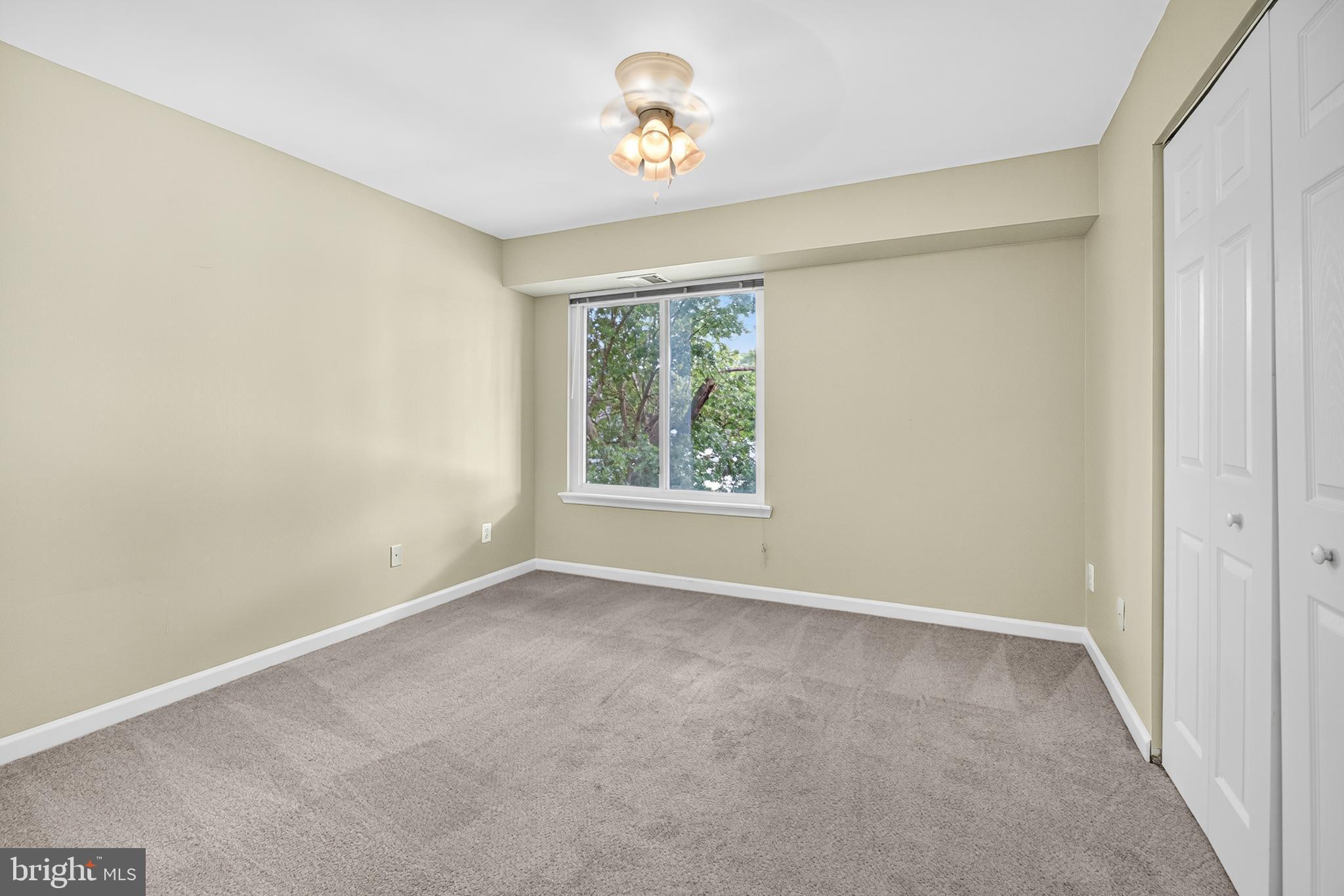 THE OASIS CONDOMINIUMS - Residential