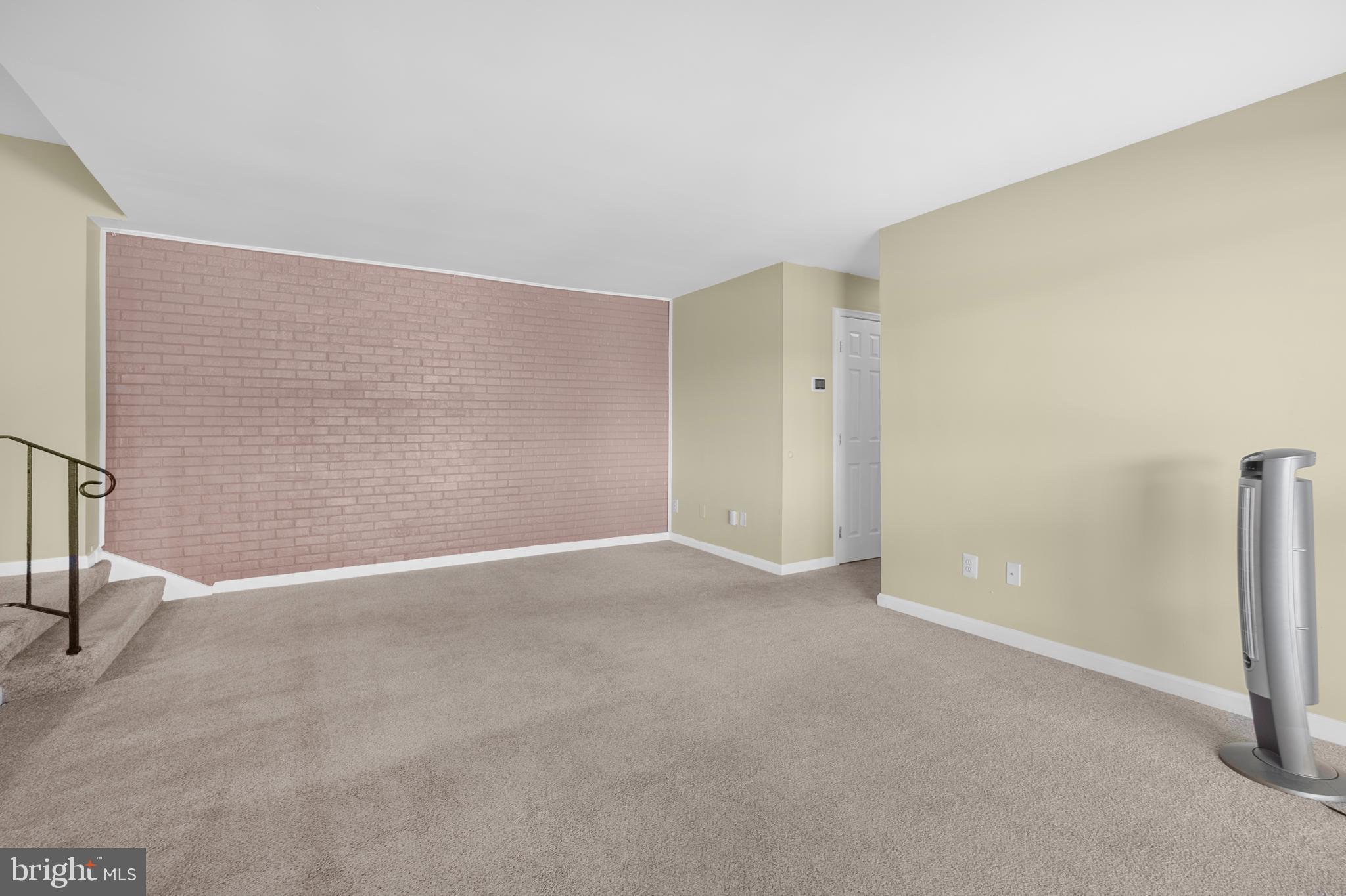 4709 TECUMSEH STREET 302