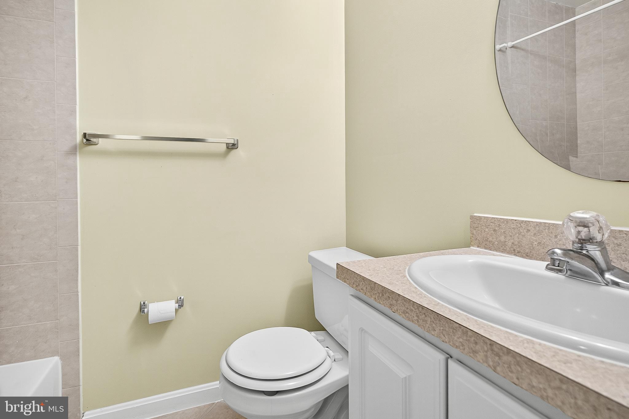 THE OASIS CONDOMINIUMS - Residential