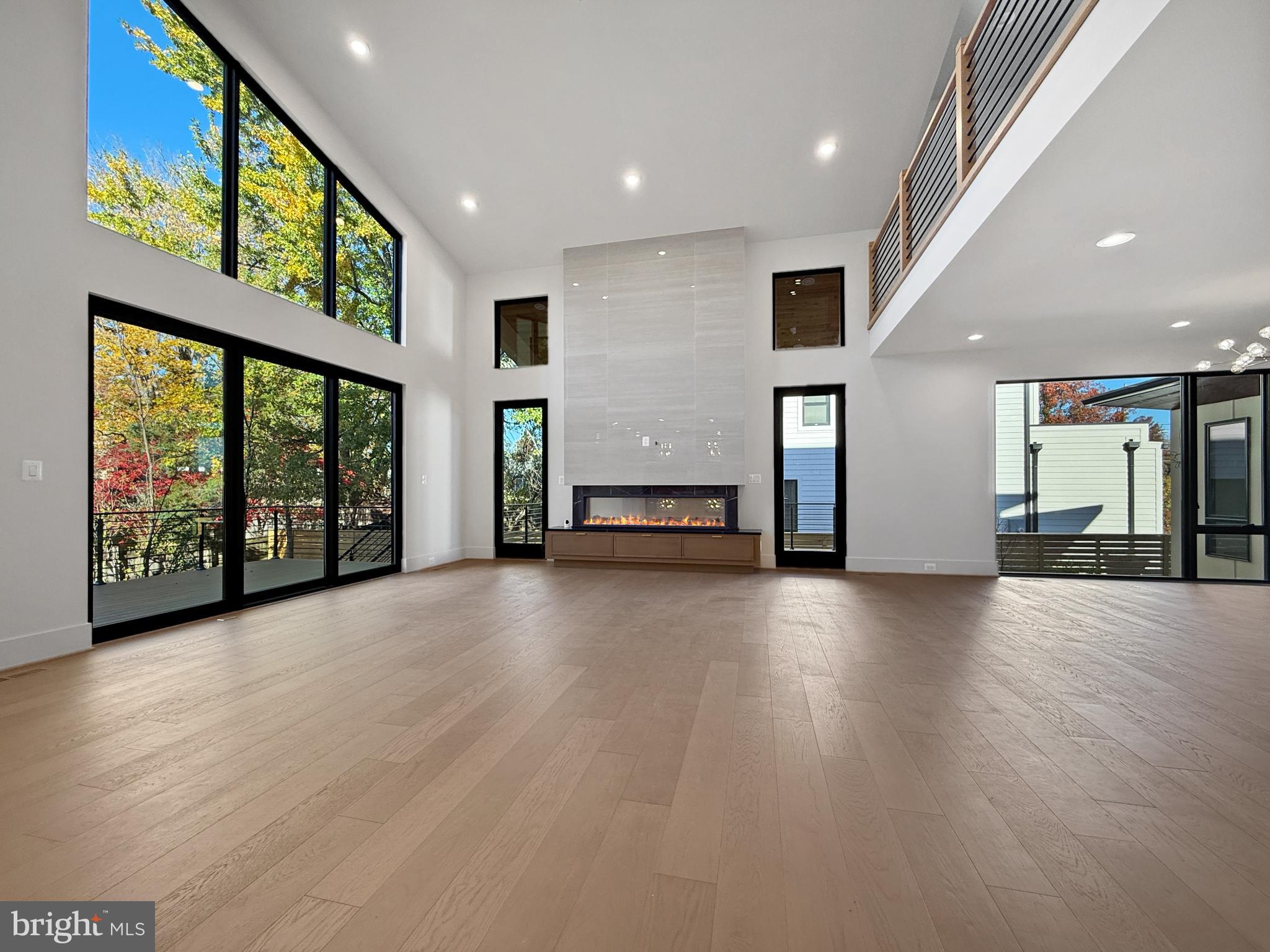 DEVON PARK - Residential