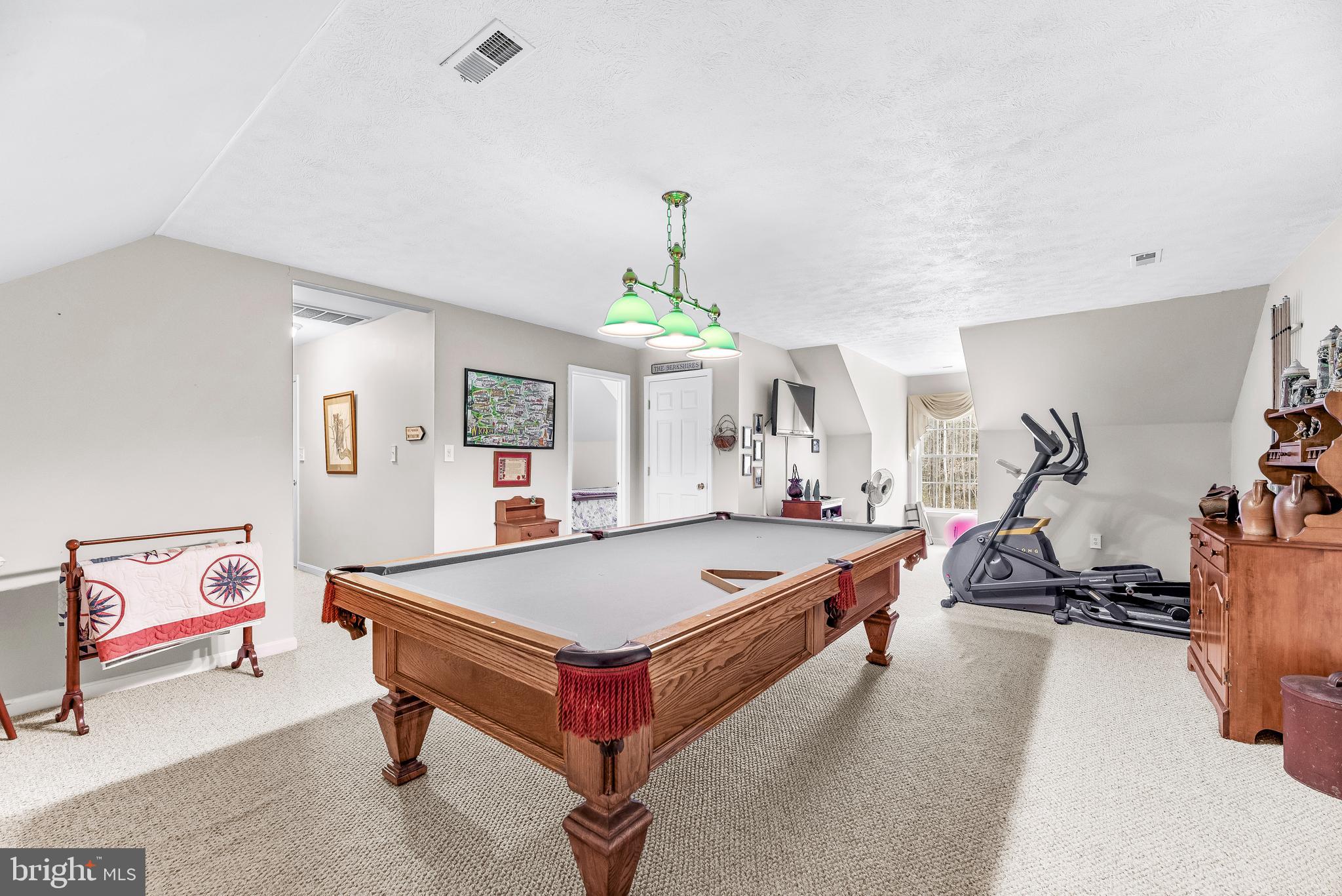 PINE LAKE - Residential