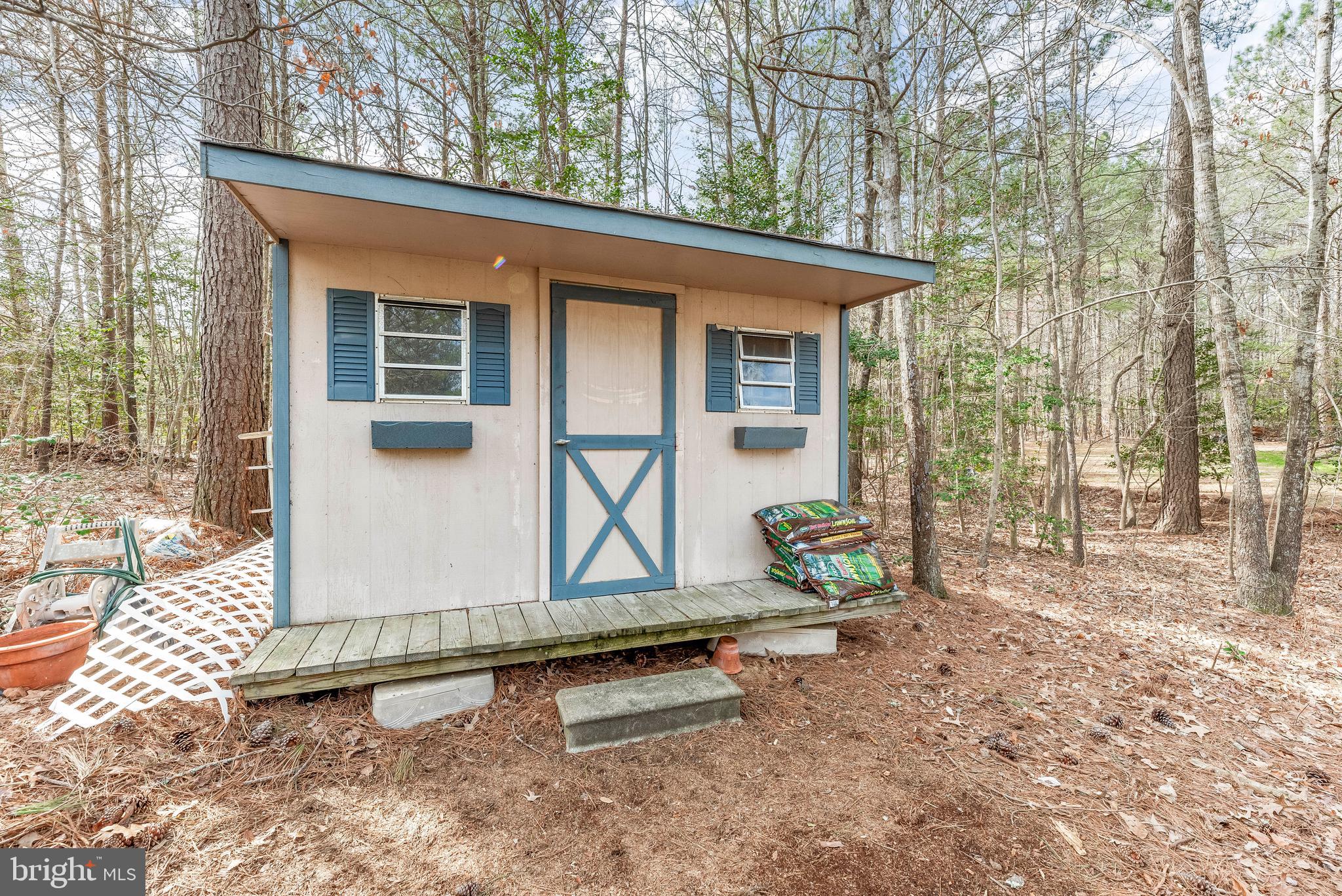 PINE LAKE - Residential