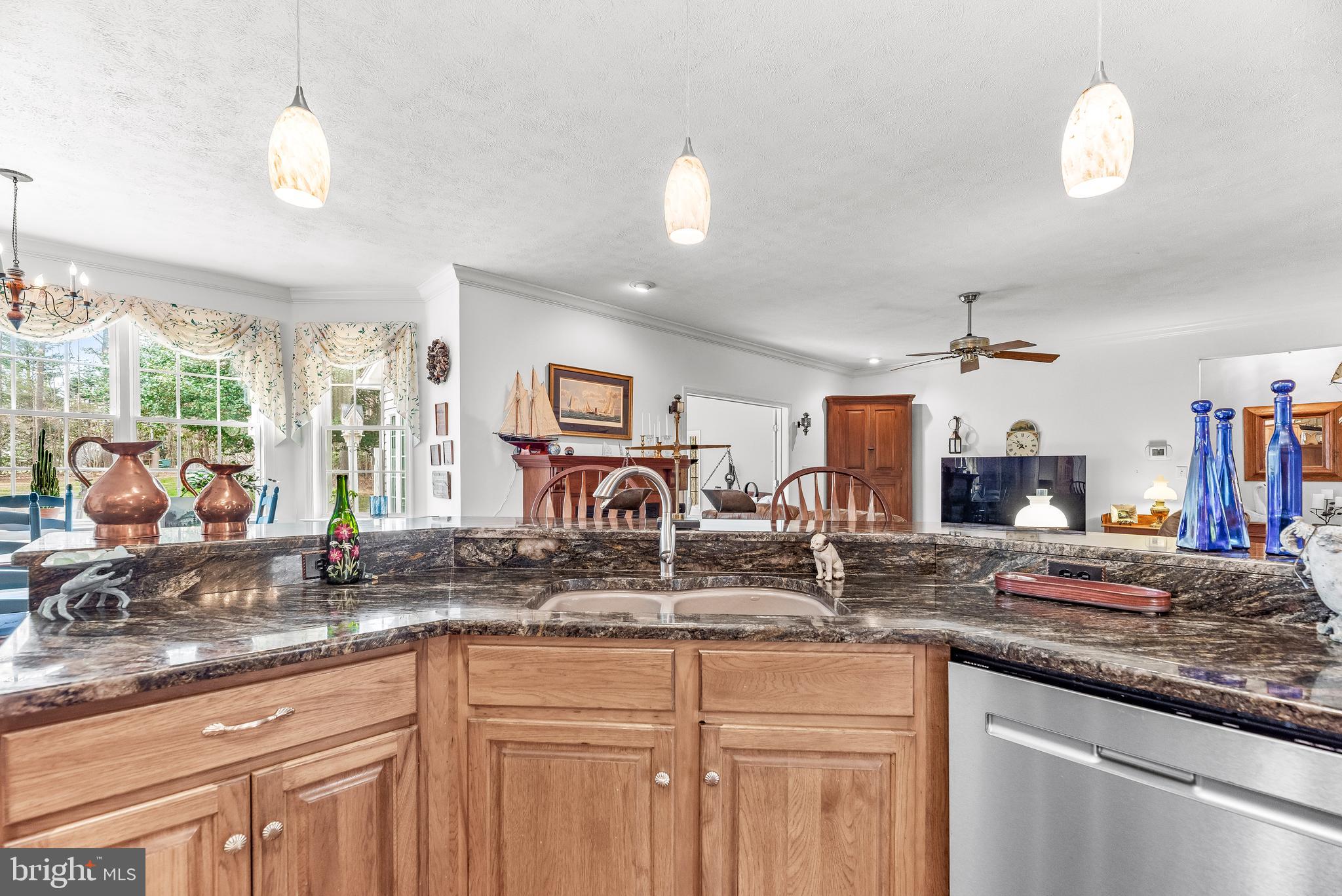 PINE LAKE - Residential