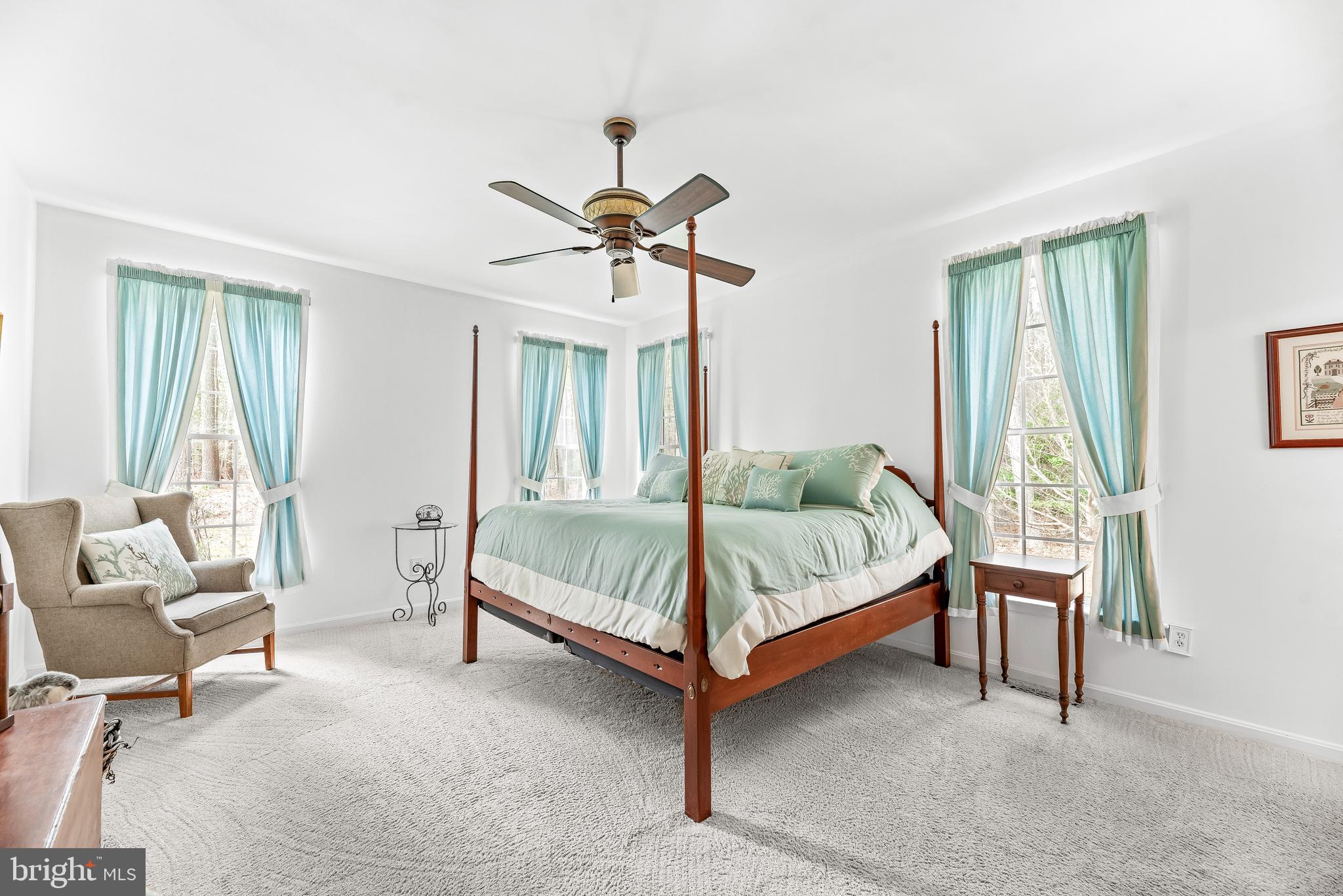 PINE LAKE - Residential