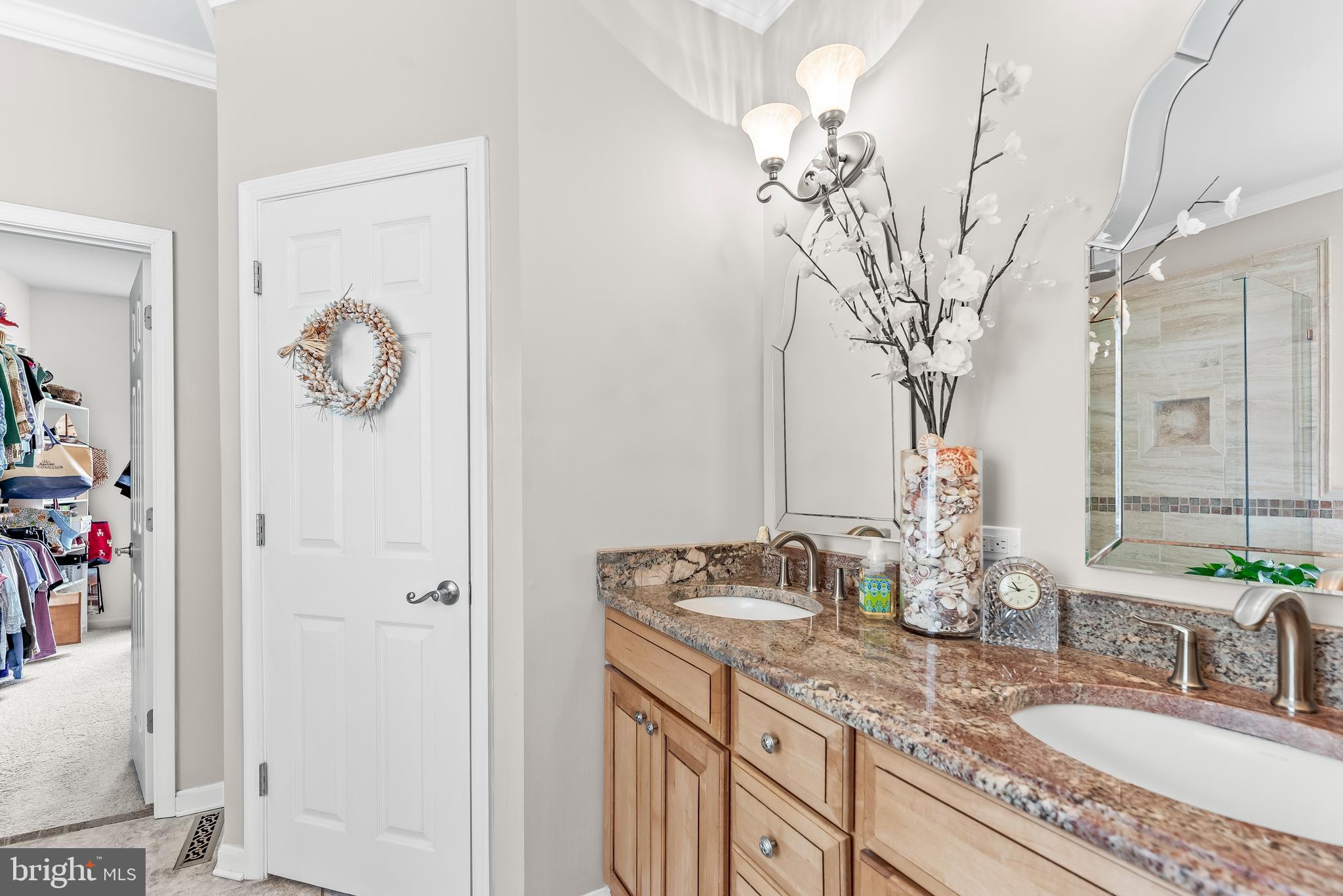 PINE LAKE - Residential