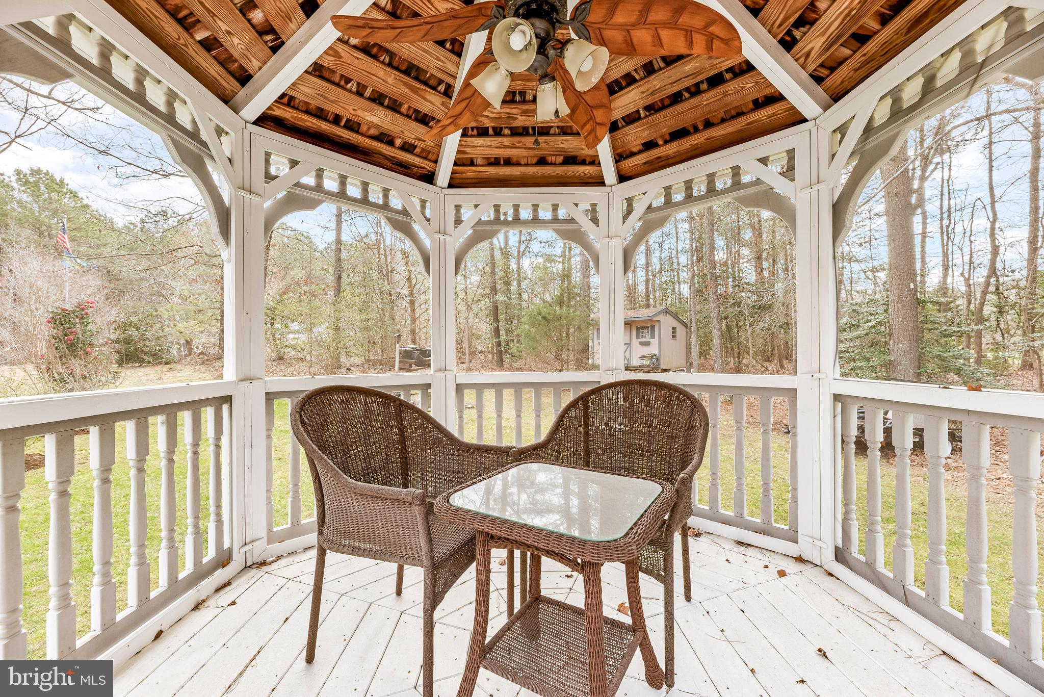 PINE LAKE - Residential