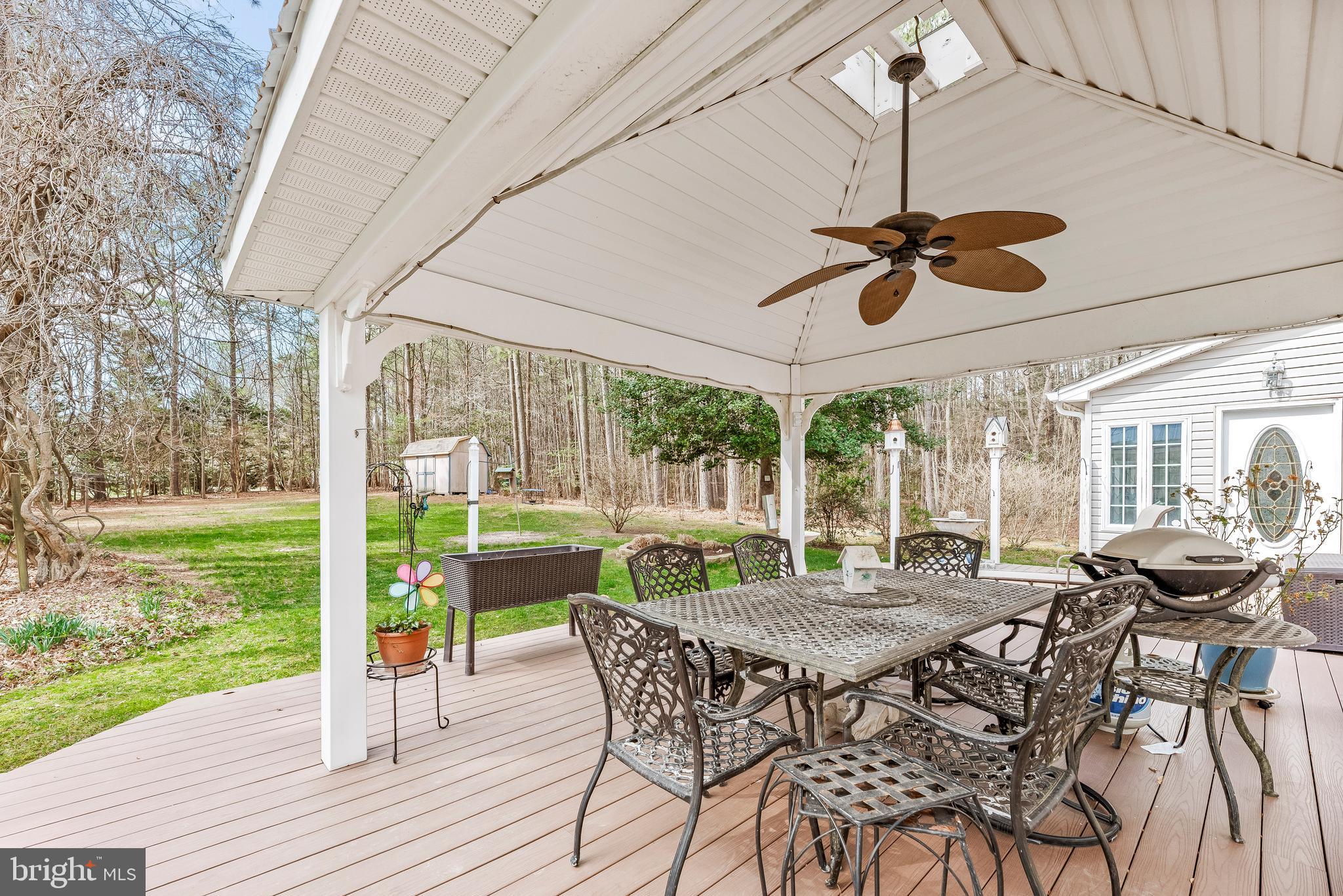 PINE LAKE - Residential