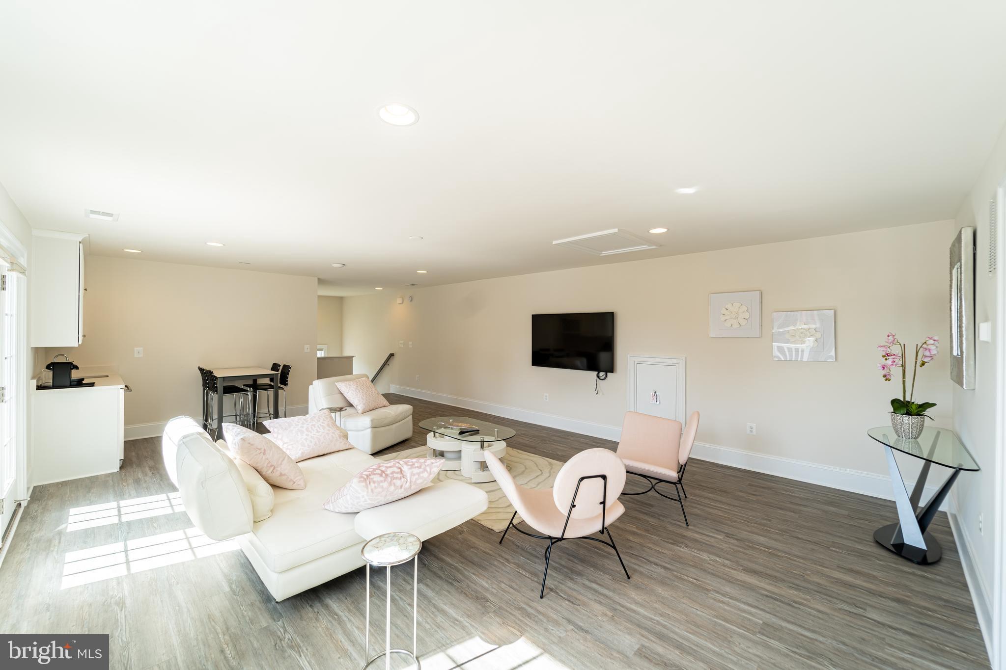 SUMMERHOUSE LANDING - Residential