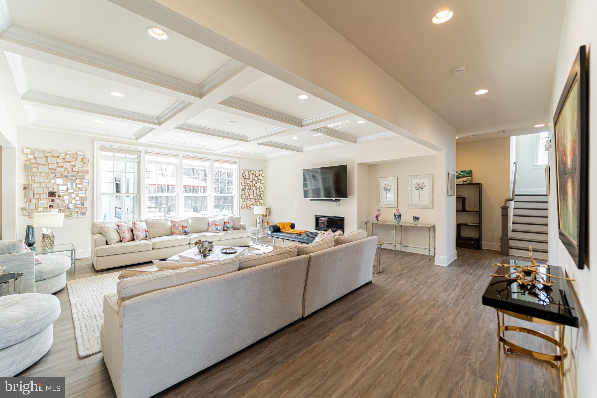 SUMMERHOUSE LANDING - Residential