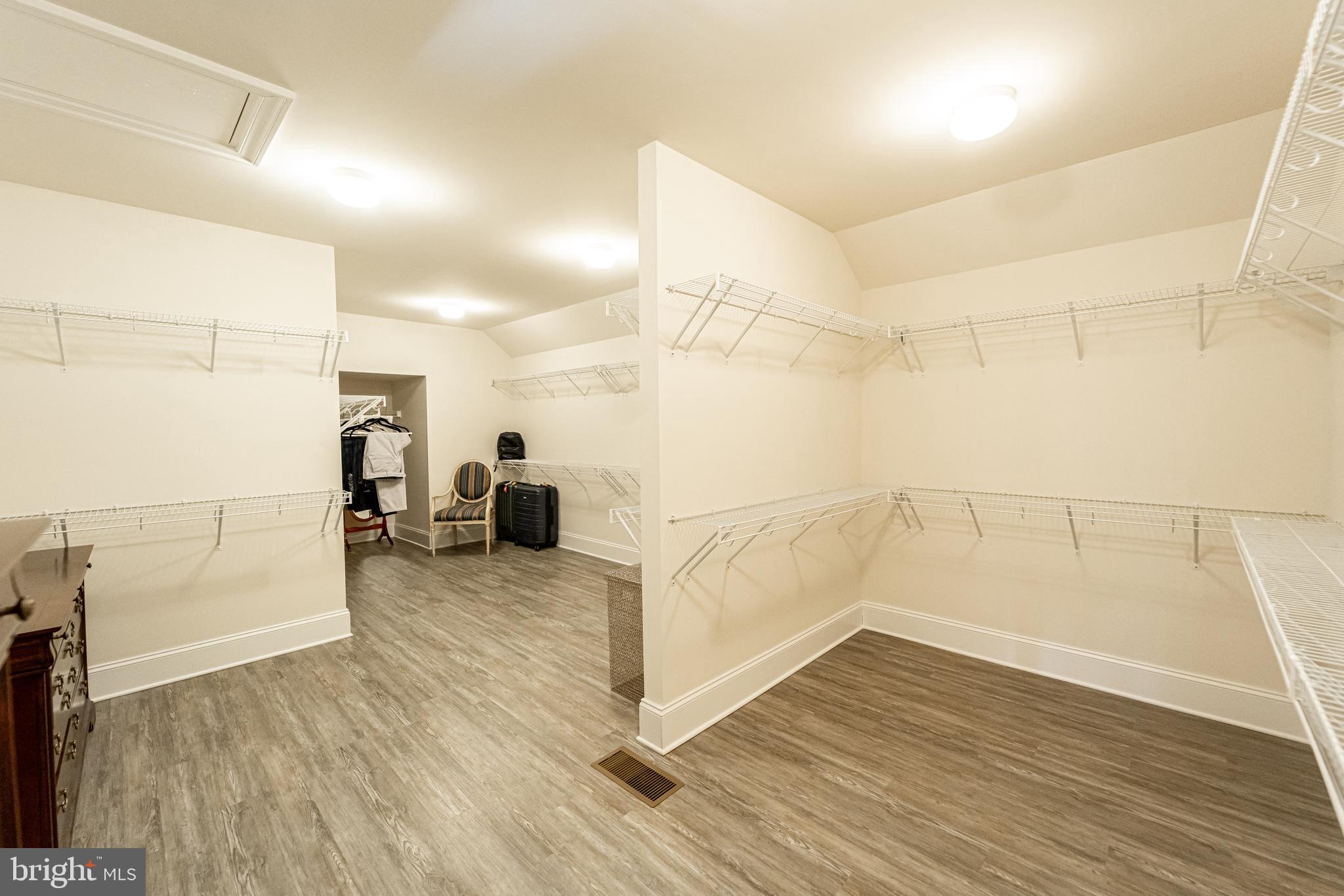 SUMMERHOUSE LANDING - Residential