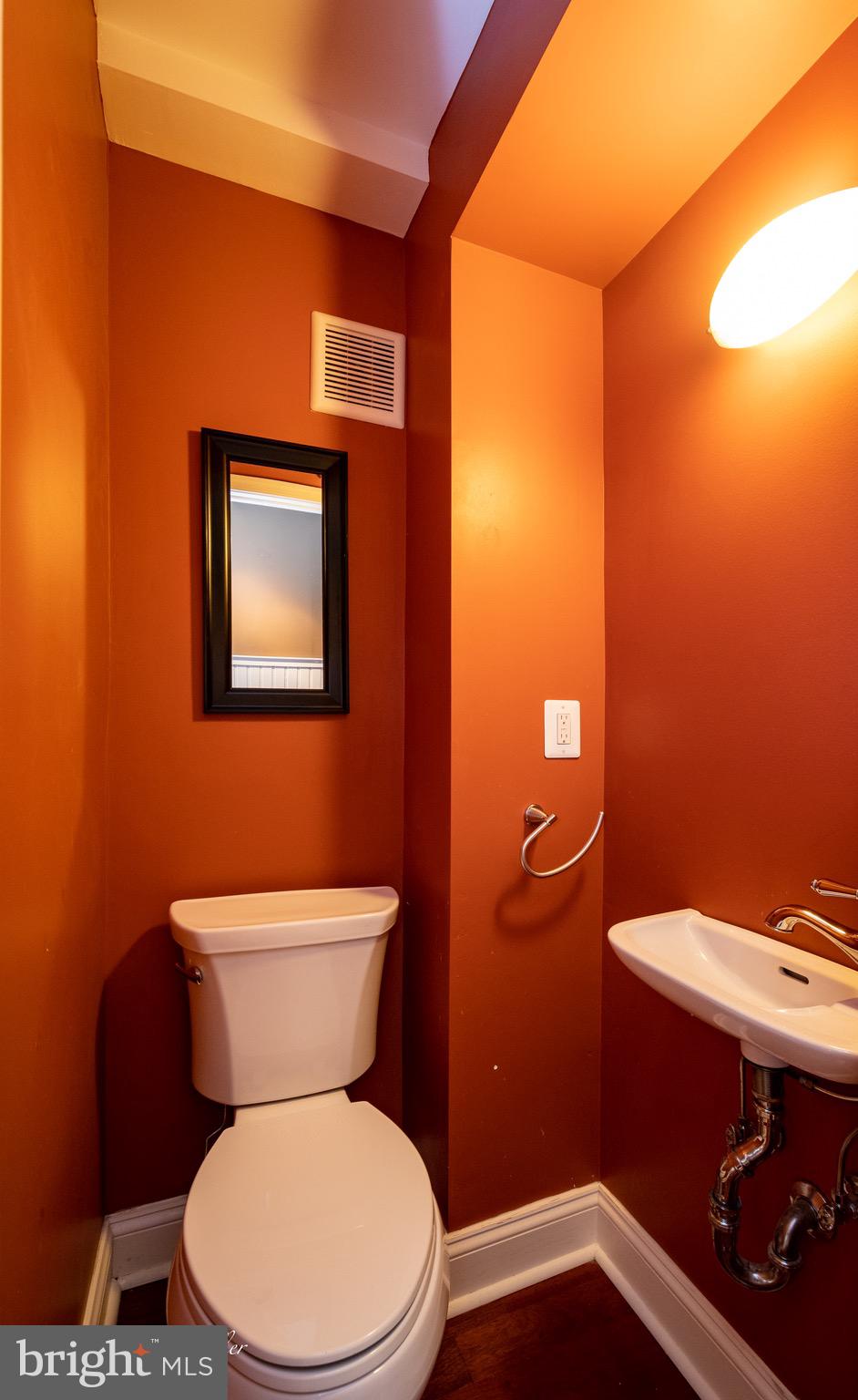 FEDERAL HILL HISTORIC DISTRICT - Residential Lease